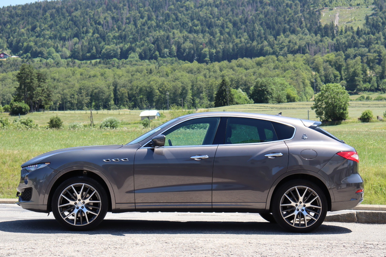 MASERATI Levante D 3.0 V6 Automatica • CH • Expertise • Garantie-image-4
