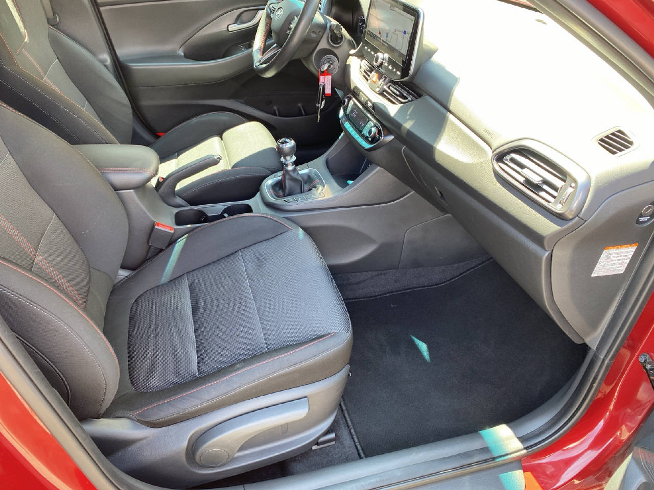 HYUNDAI i30 Fastback 1.5 T-GDi N-Line-image-12