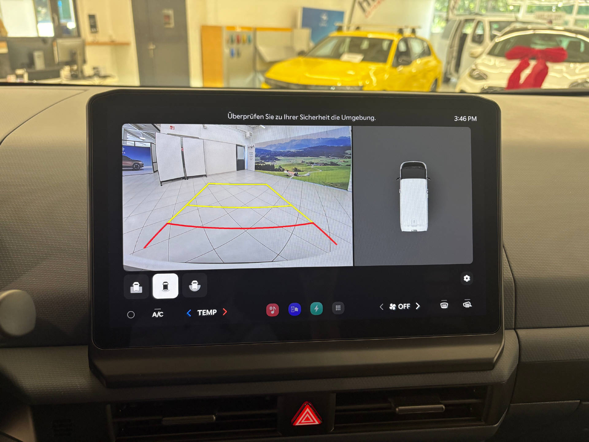KIA PV5 Cargo 71.2 kWh Plus-image-10