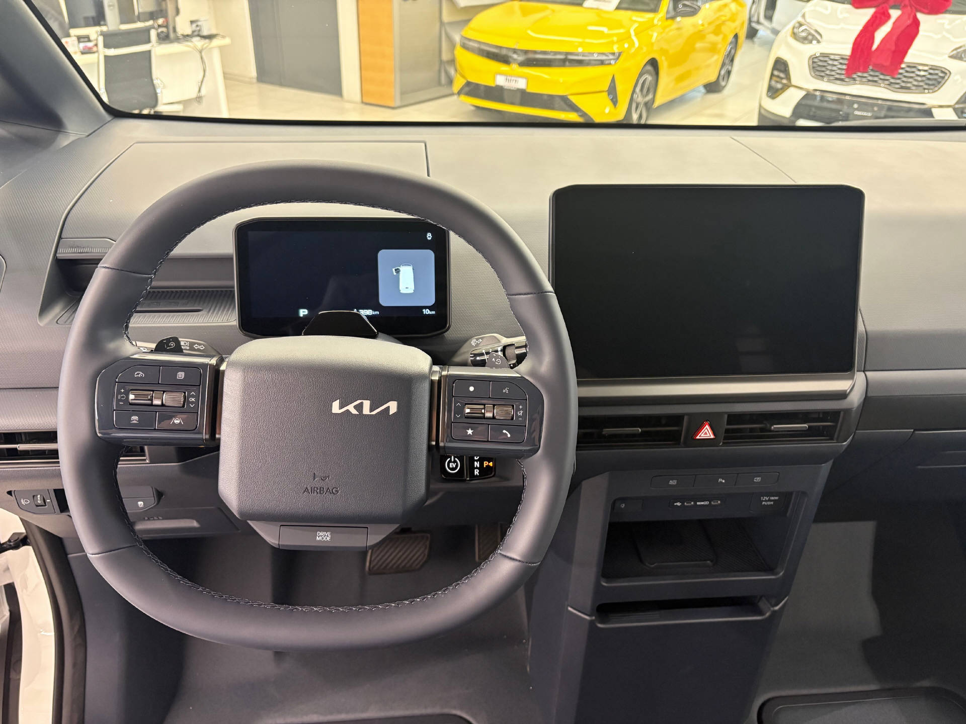 KIA PV5 Cargo 71.2 kWh Plus-image-9