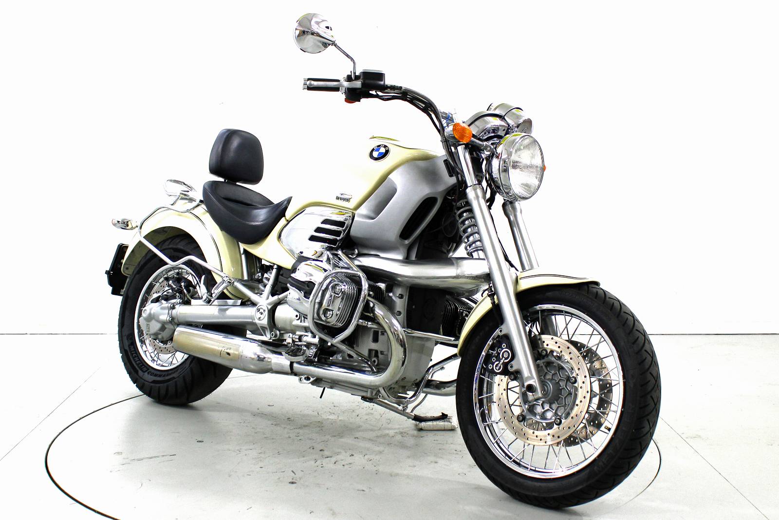 BMW R 1200 C-showroom-element-1