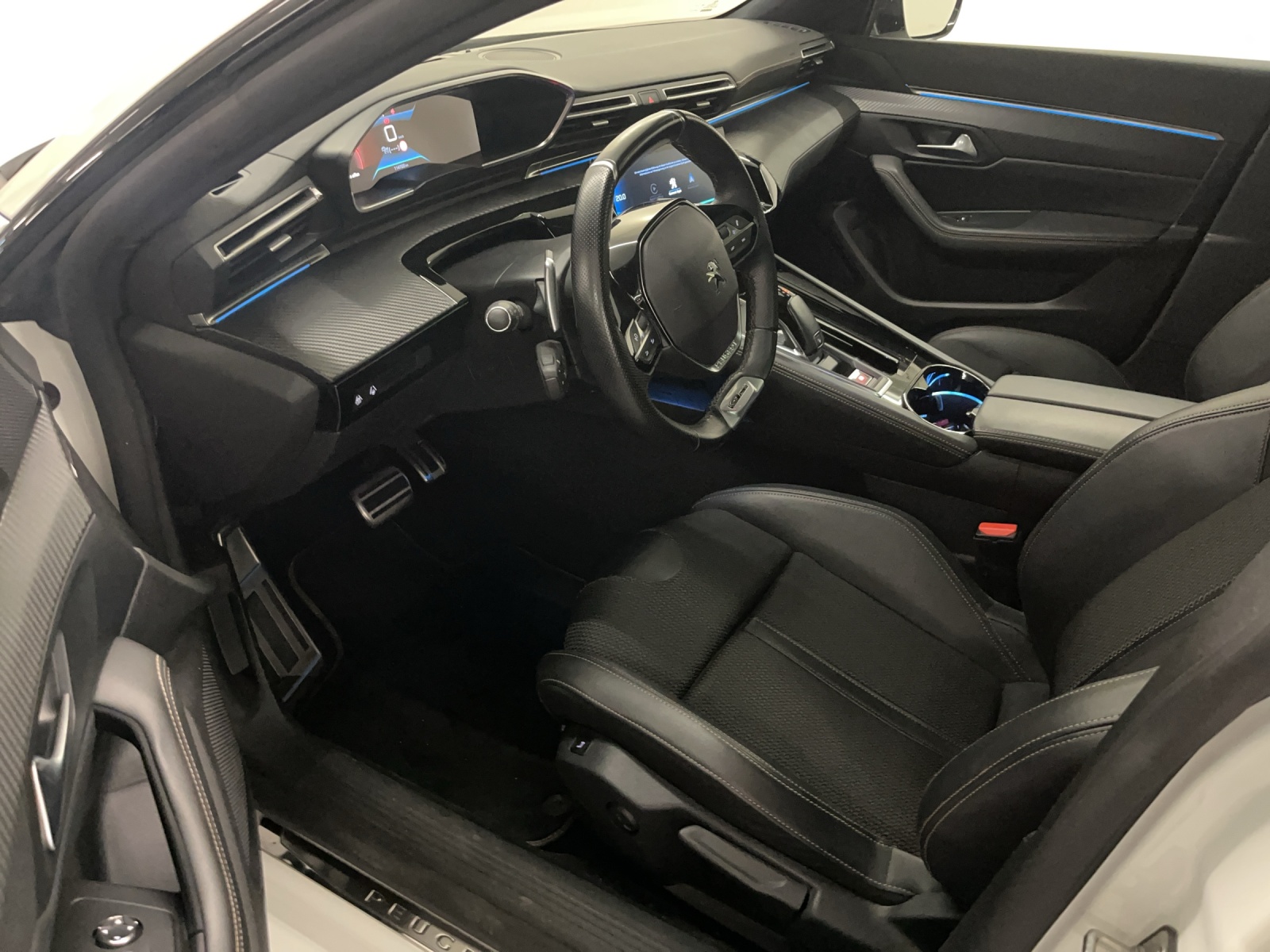 PEUGEOT 508 1.5 BlueHDi Allure-image-7