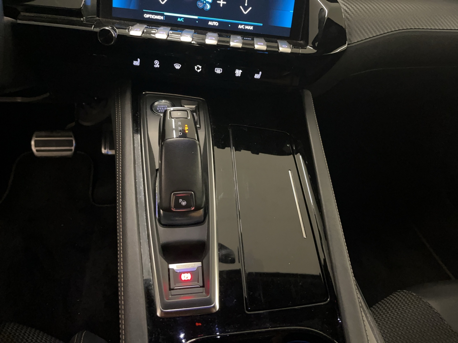 PEUGEOT 508 1.5 BlueHDi Allure-image-12