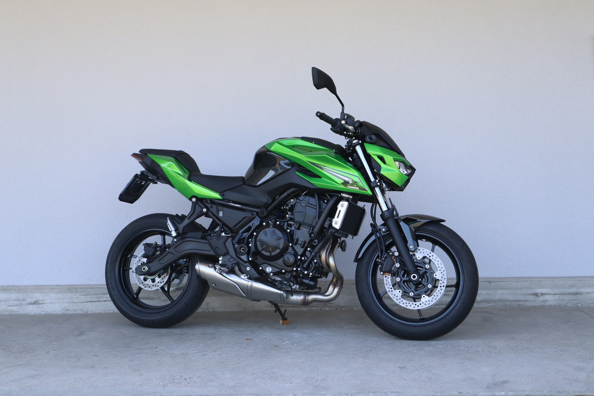 KAWASAKI Z 650 S-showroom-element-1