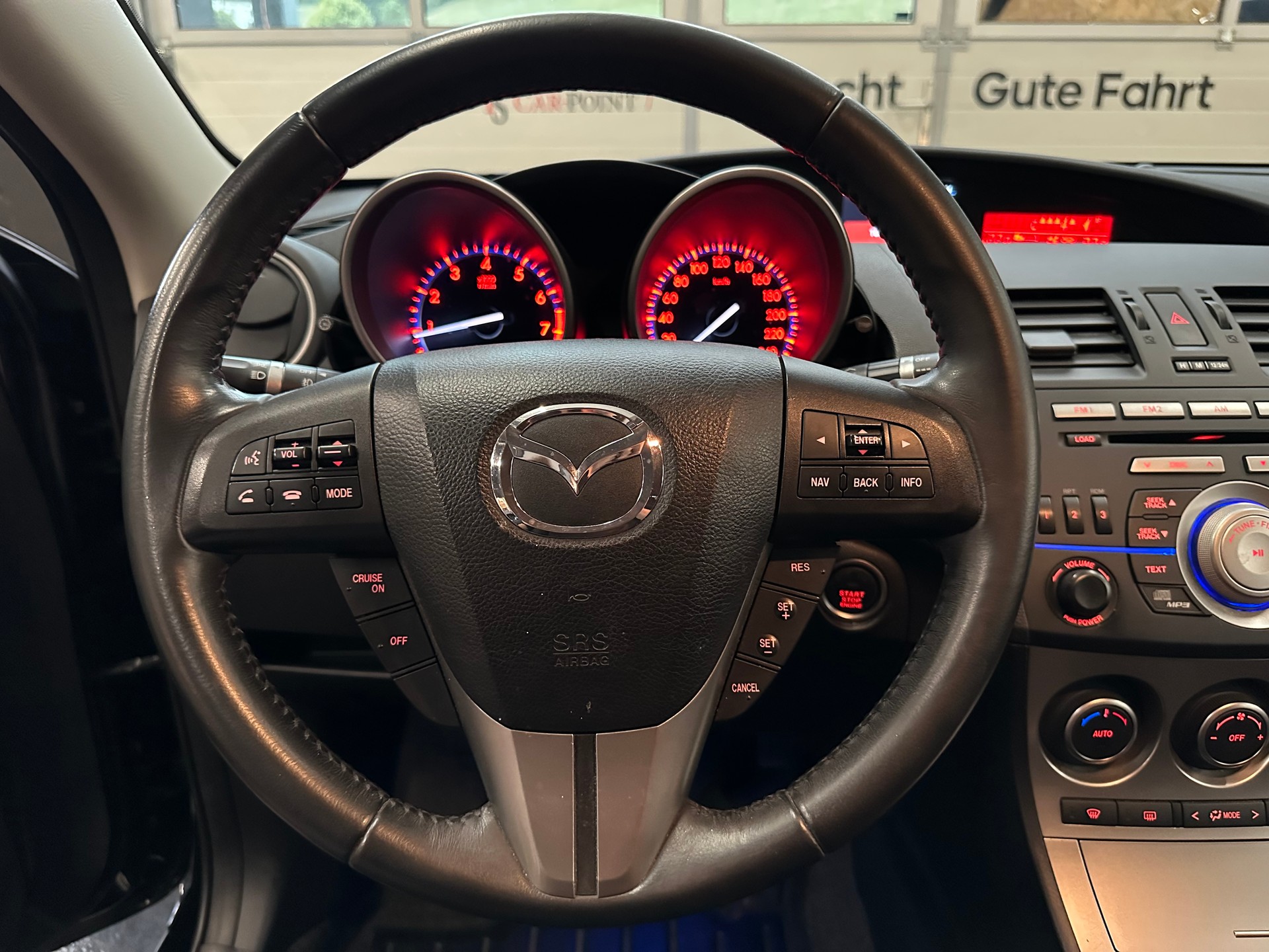 MAZDA 3 2.0 16V DISI Sport-image-11