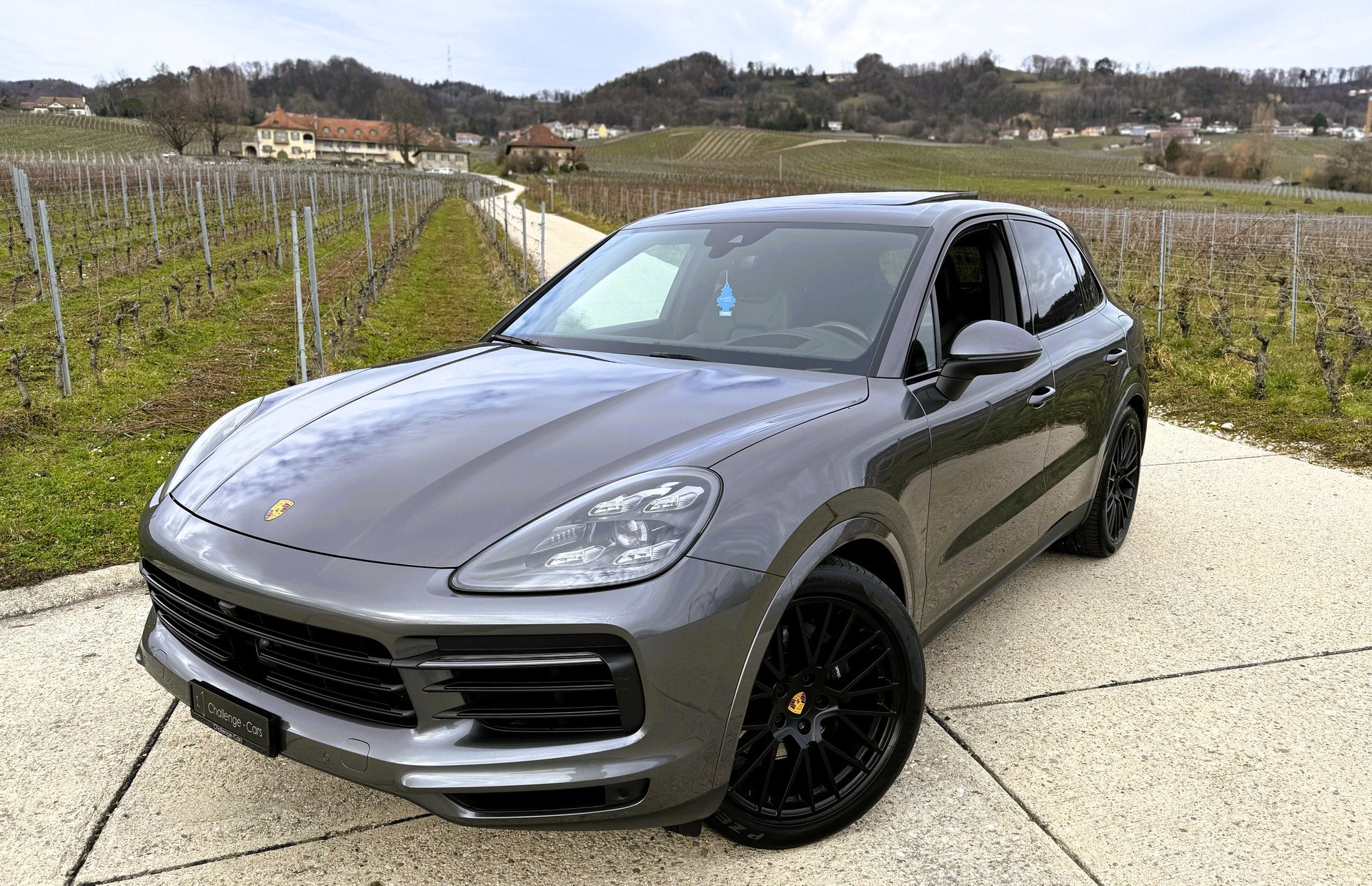 PORSCHE Cayenne E-Hybrid-image-0