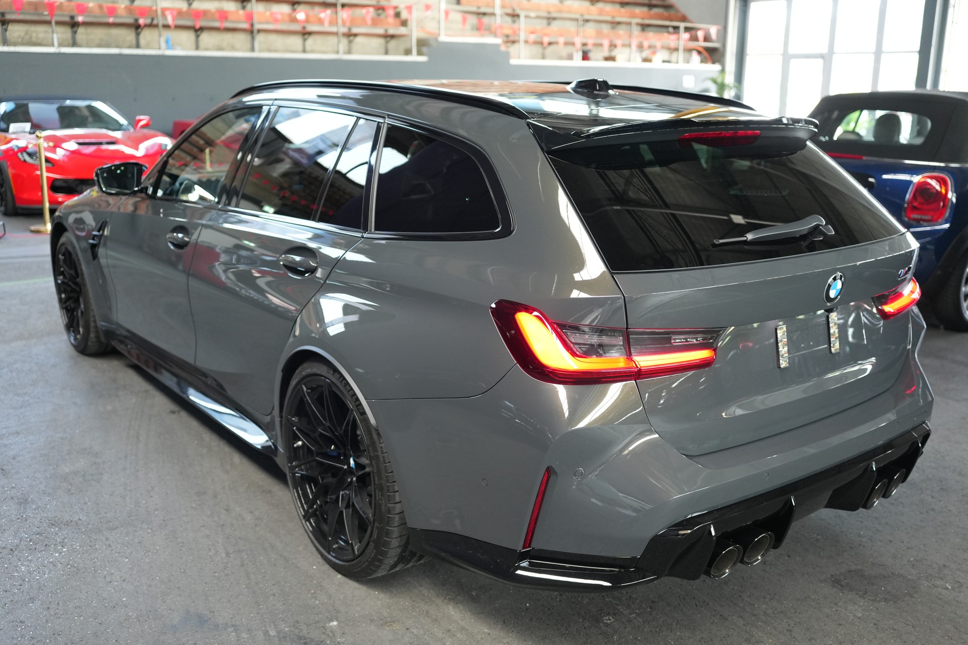 BMW M3 Touring xDrive Competition M-image-1