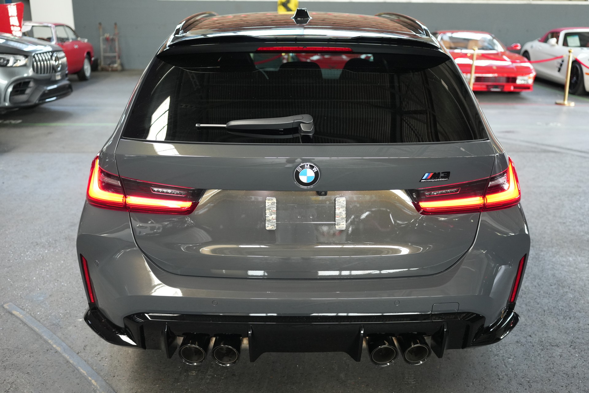 BMW M3 Touring xDrive Competition M-image-2