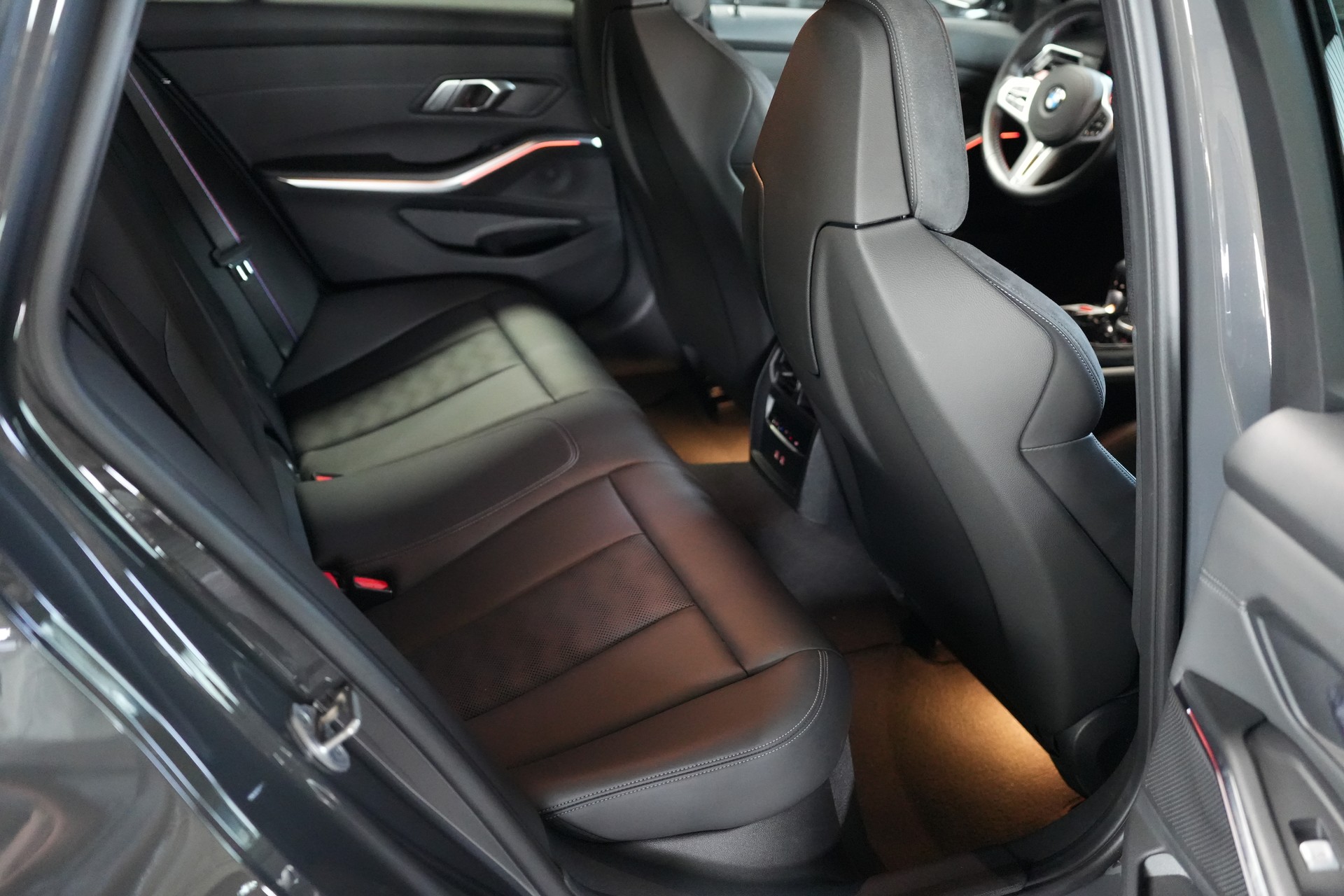 BMW M3 Touring xDrive Competition M-image-15