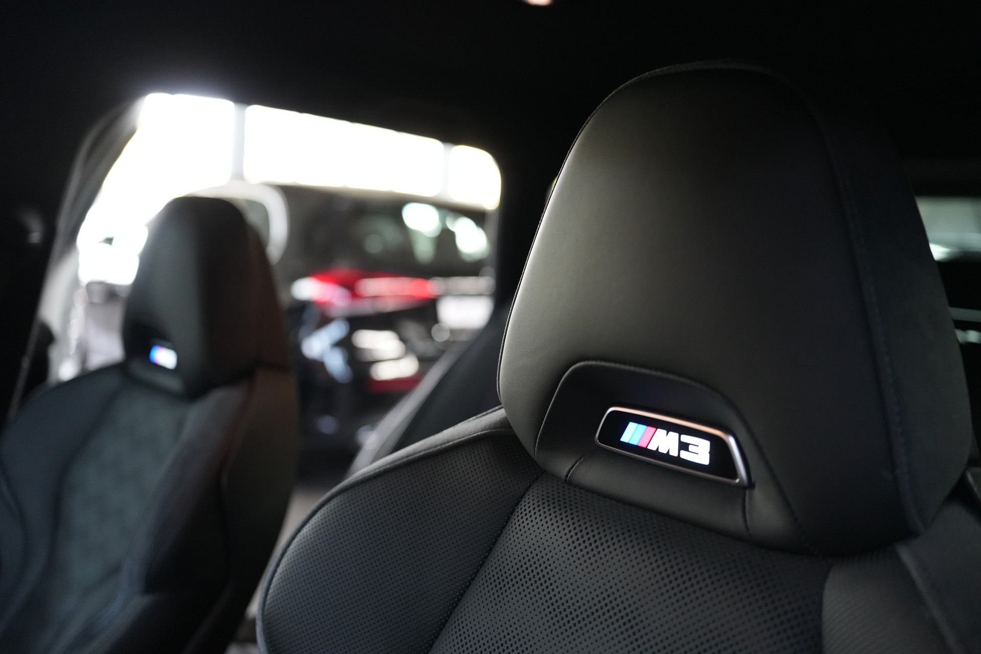 BMW M3 Touring xDrive Competition M-image-12