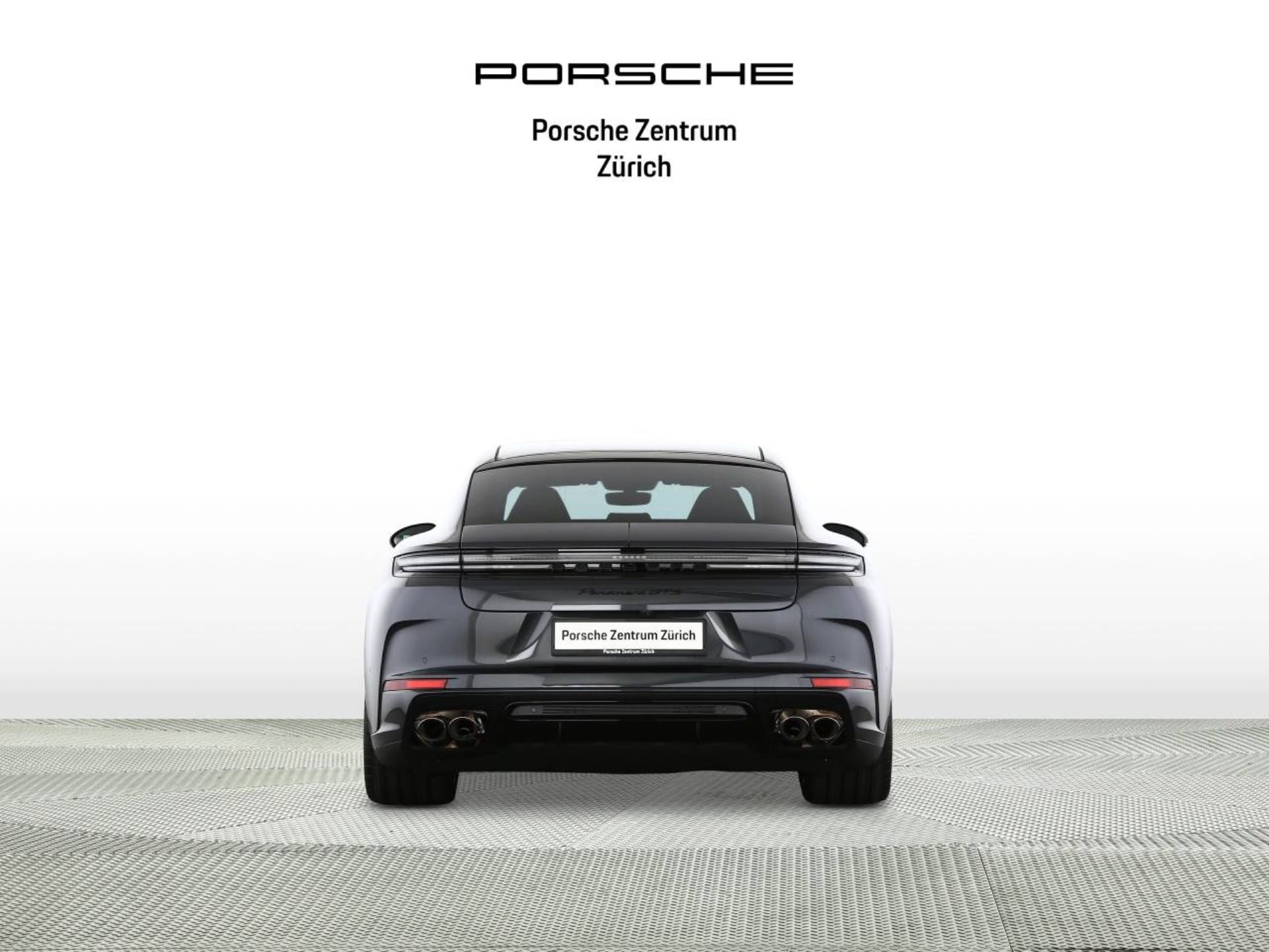 PORSCHE Panamera GTS-image-6
