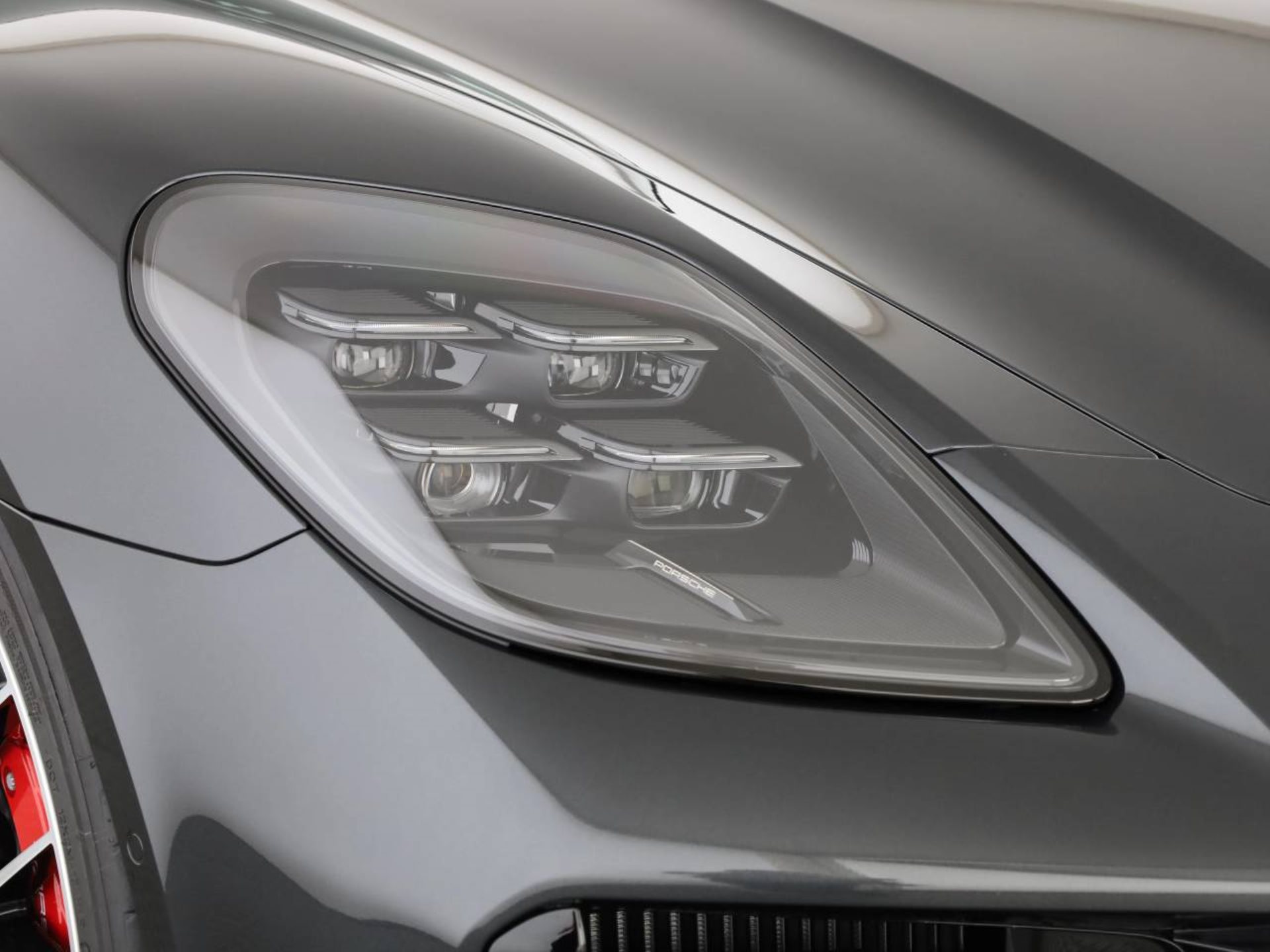 PORSCHE Panamera GTS-image-7