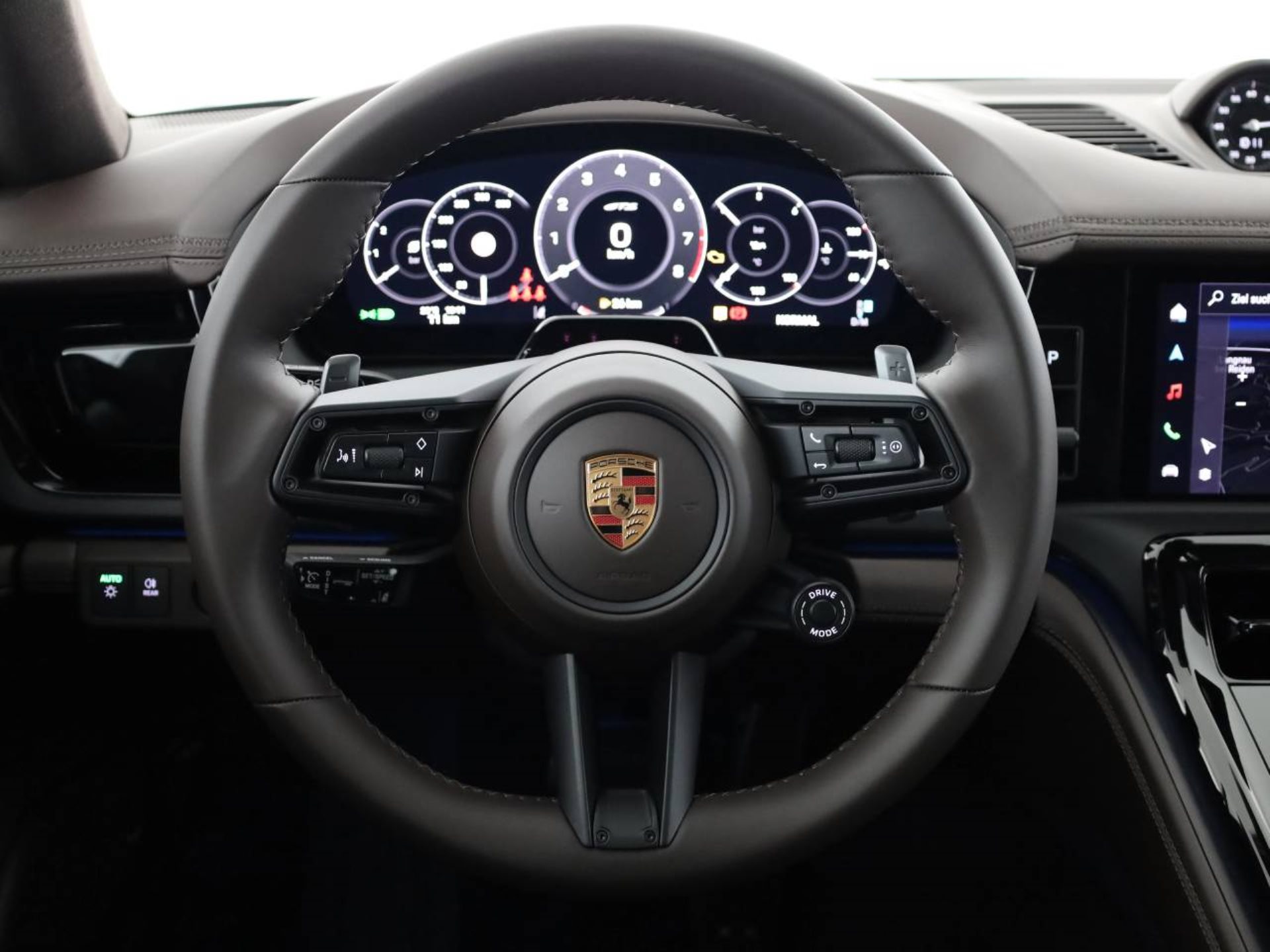 PORSCHE Panamera GTS-image-9