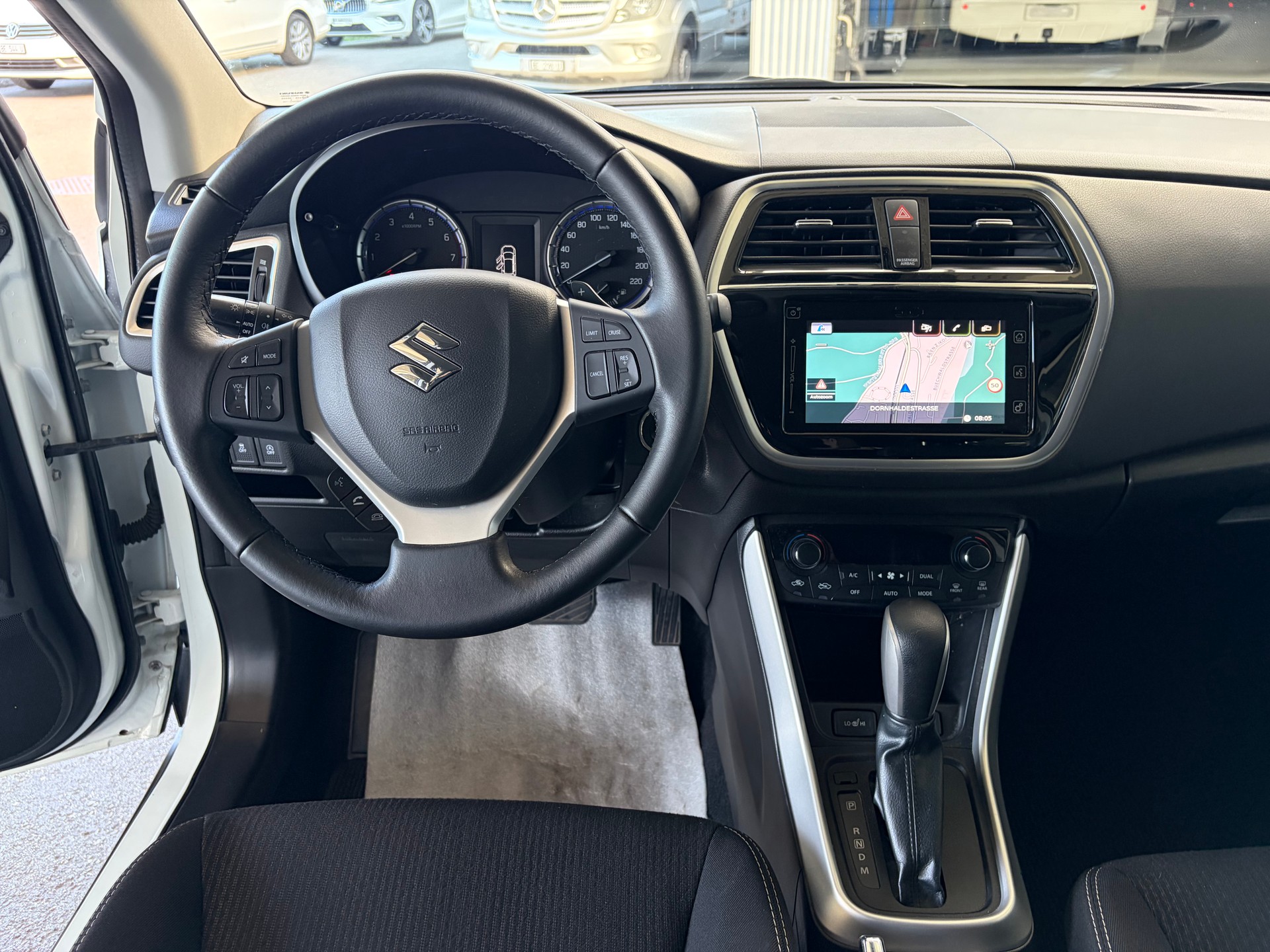 SUZUKI SX4 S-Cross 1.4 16V Tradizio 4WD Automatic-image-5
