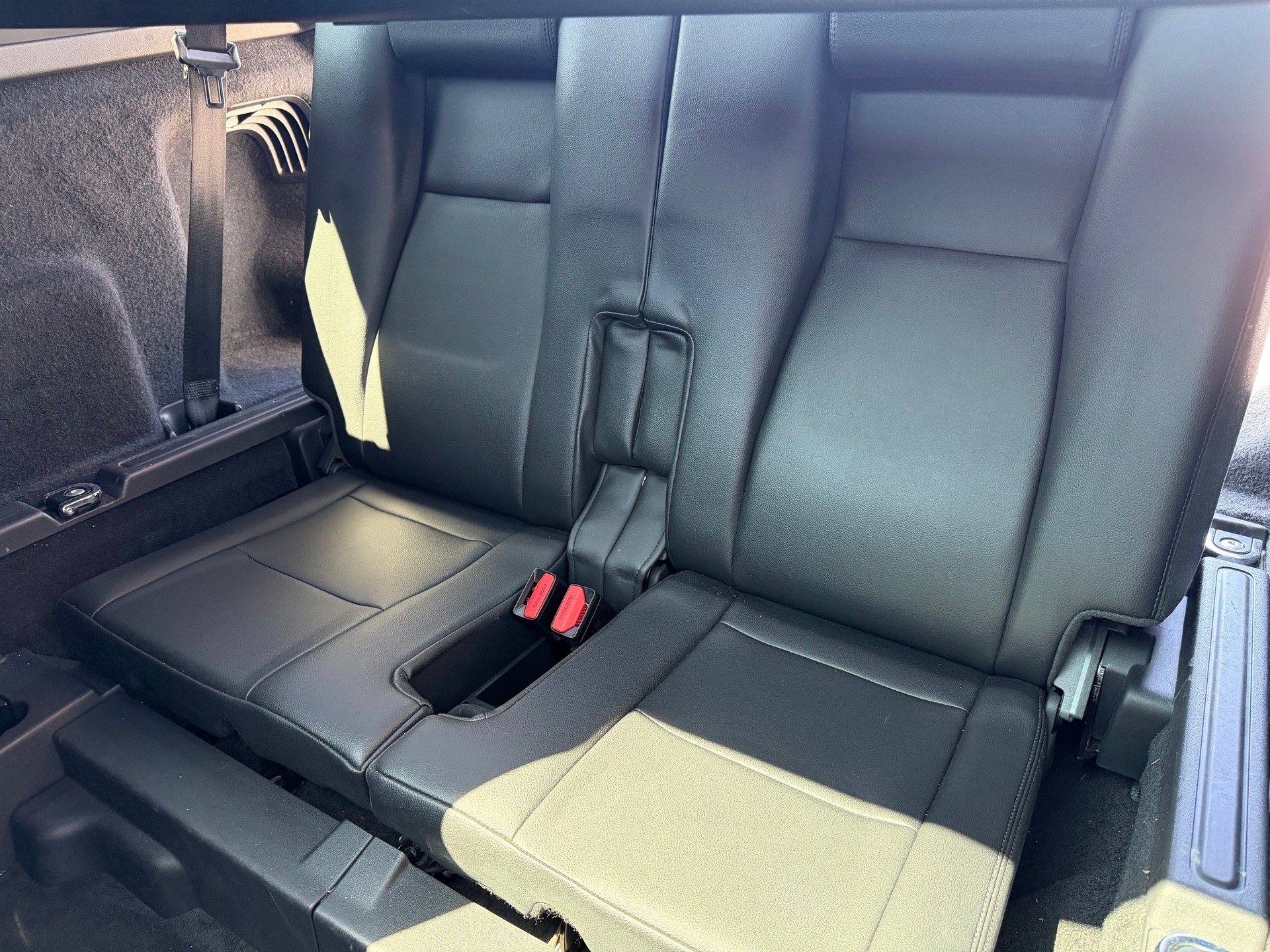 LAND ROVER Discovery Sport 2.0 Si4 HSE AT9 7 Places-image-5