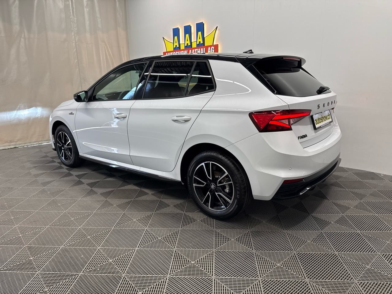 SKODA Fabia 1.5 TSI Monte Carlo DSG-image-1