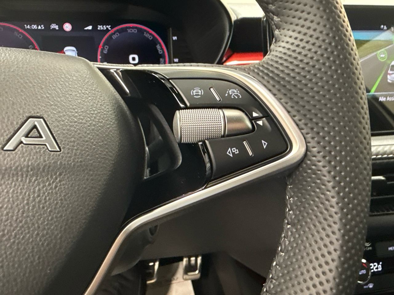 SKODA Fabia 1.5 TSI Monte Carlo DSG-image-8