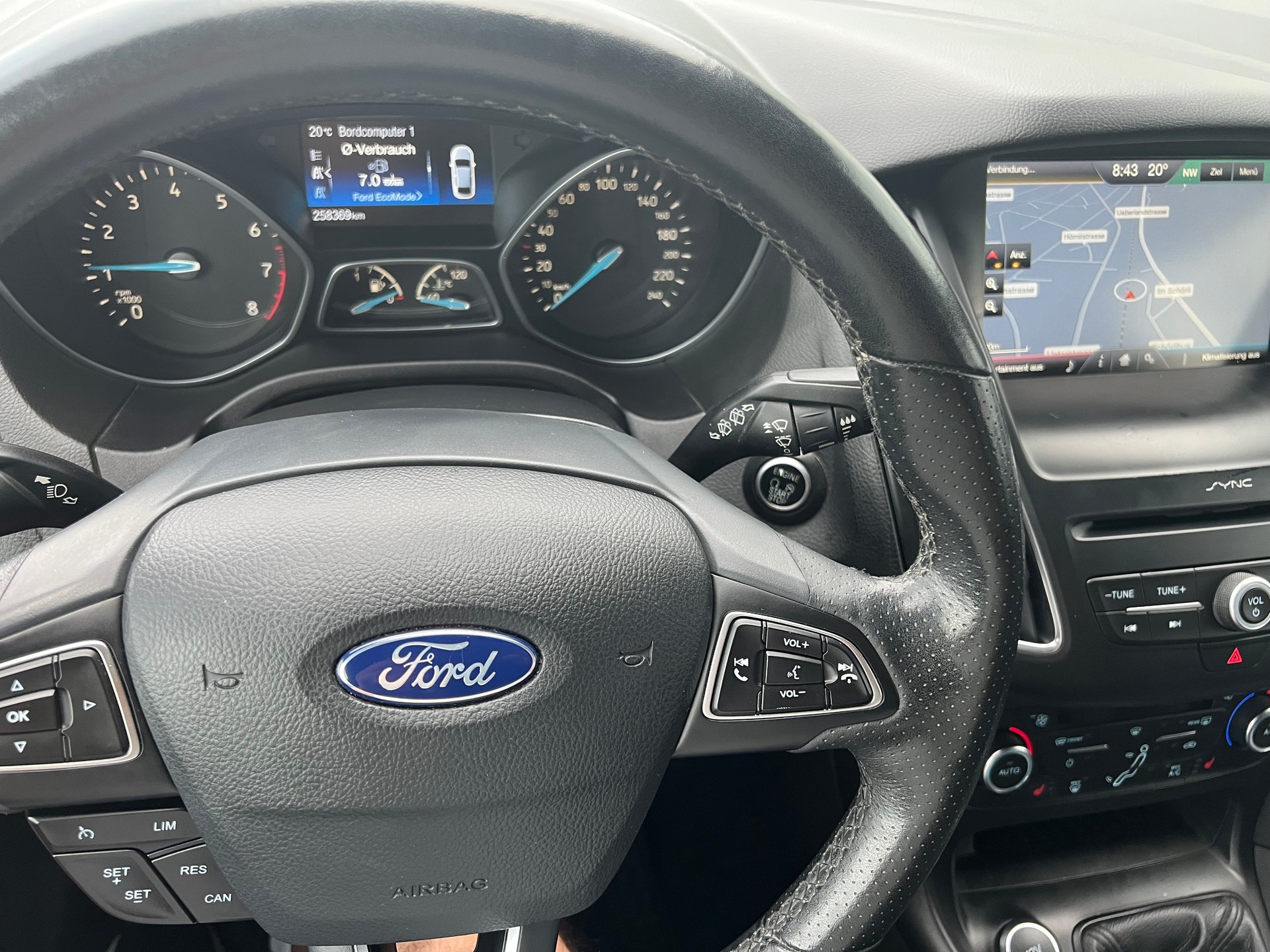 FORD Focus 1.5 SCTi ST Line 182 PS AB MFK-image-2