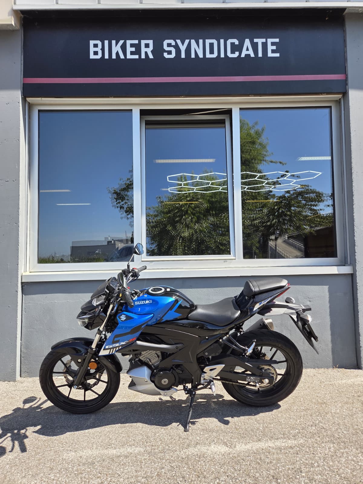 SUZUKI GSX-S 125-image-1