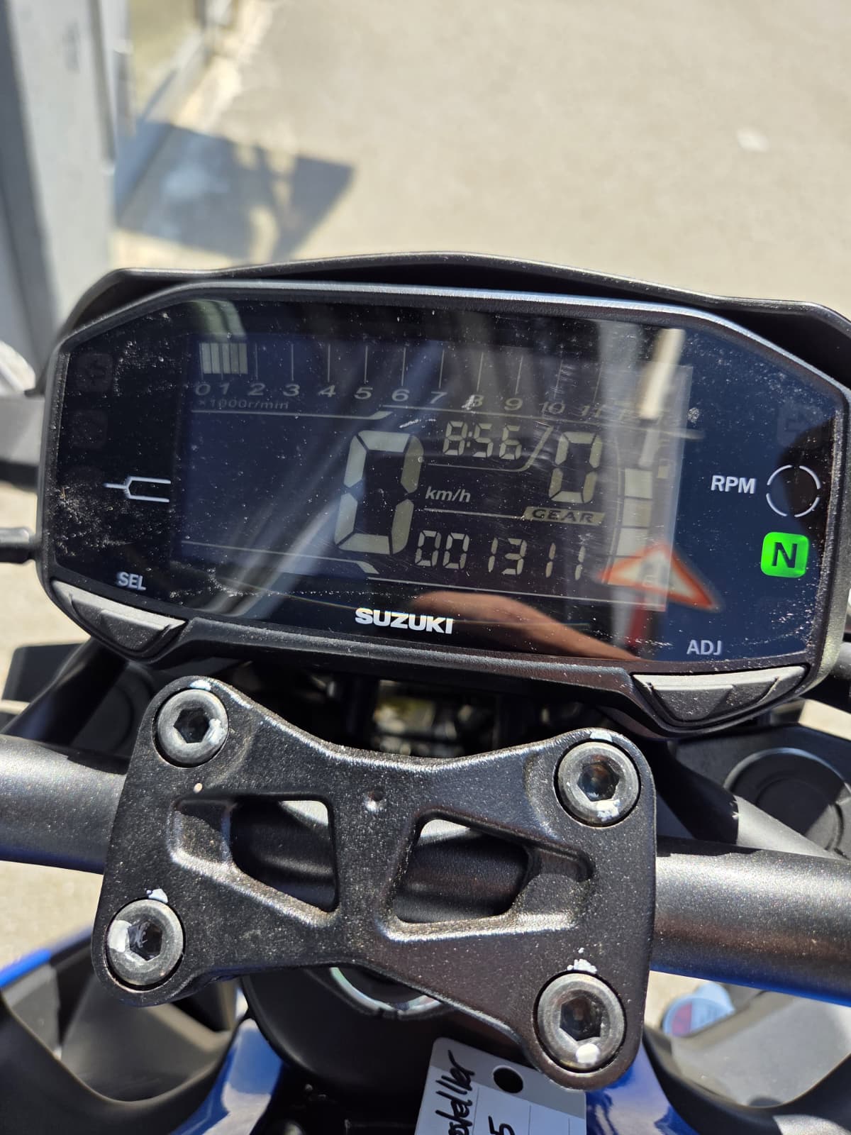 SUZUKI GSX-S 125-image-6