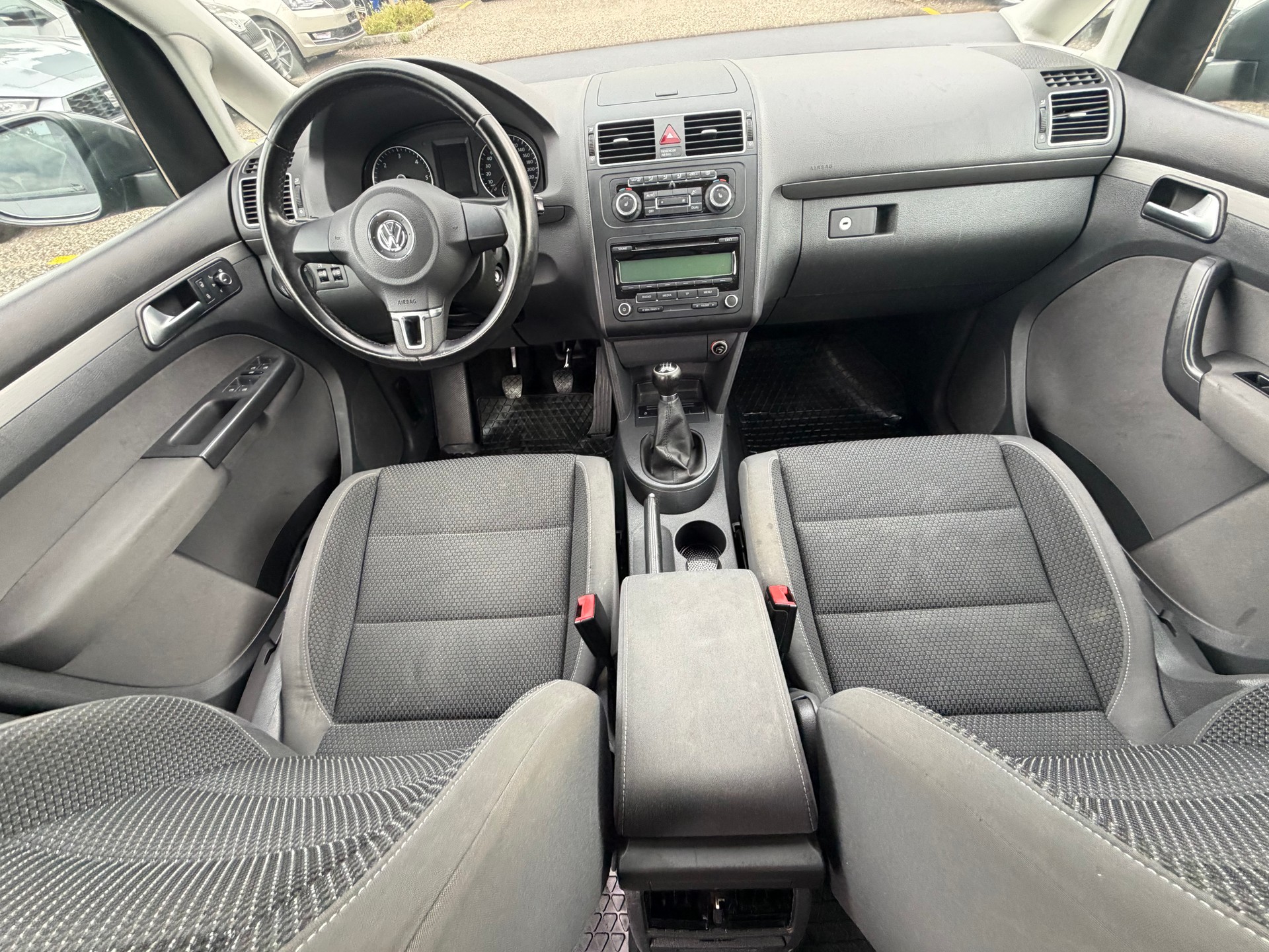 VW Touran 2.0 TDI Comfortline **7-plätzer**MFK 24.07.2026**-image-12