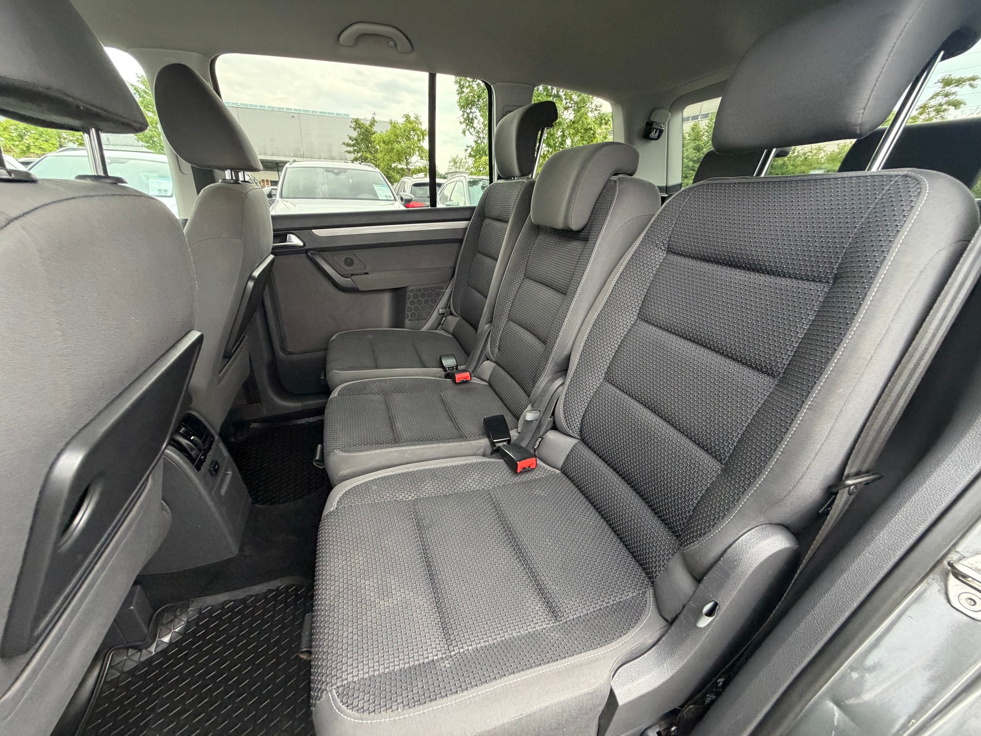 VW Touran 2.0 TDI Comfortline **7-plätzer**MFK 24.07.2026**-image-10