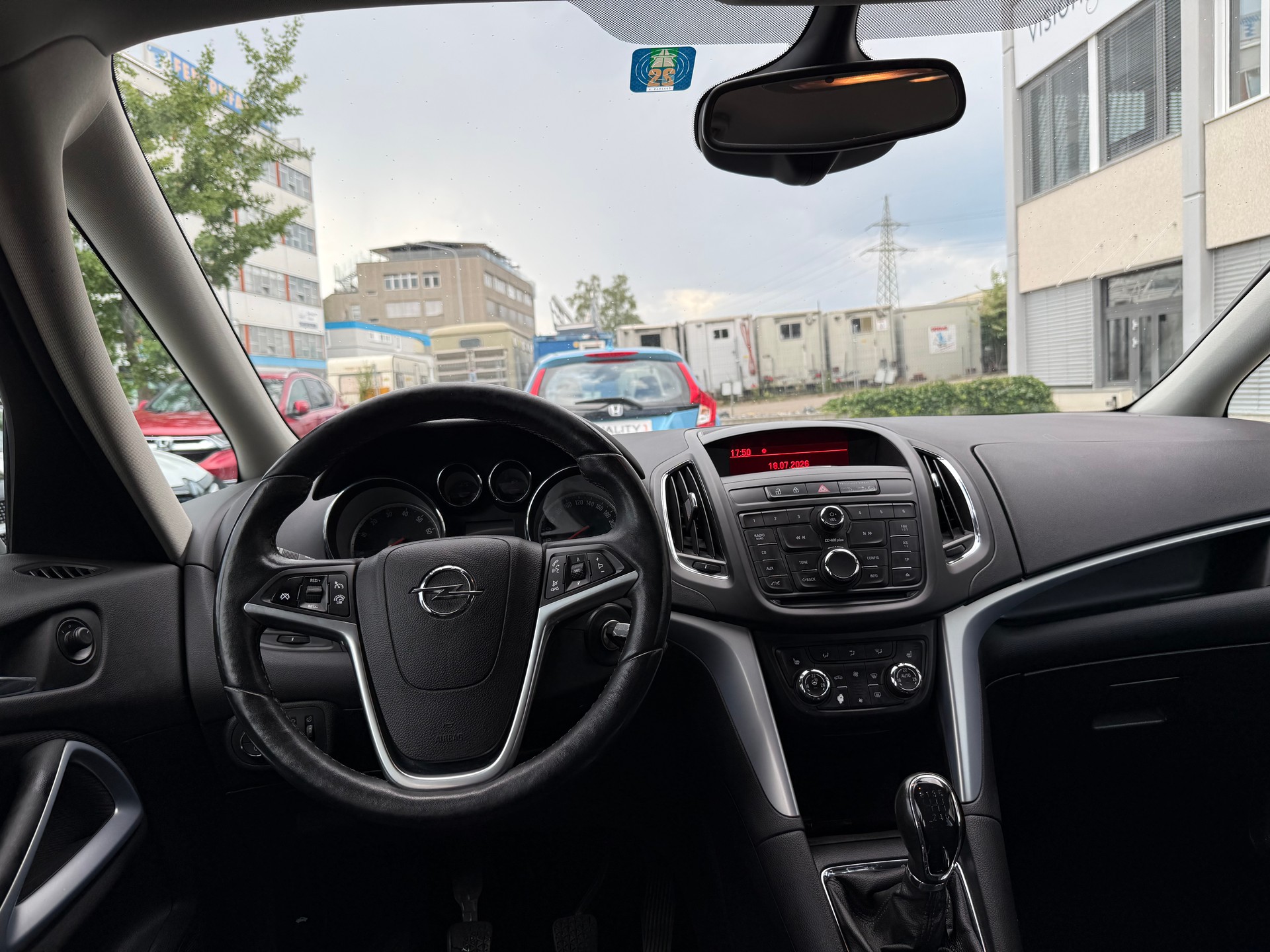 OPEL Zafira Tourer 1.6i 16V Turbo Sport-image-6