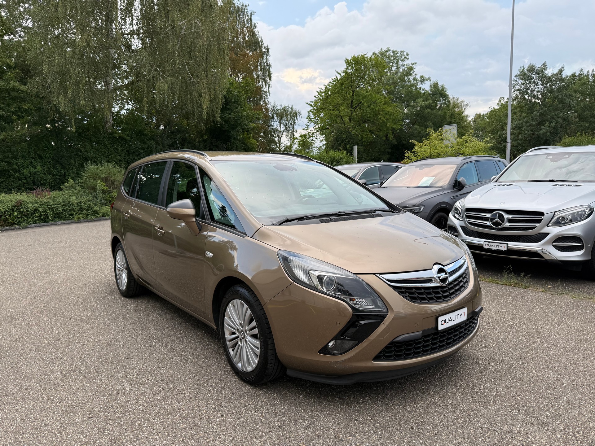 OPEL Zafira Tourer 1.6i 16V Turbo Sport-image-2