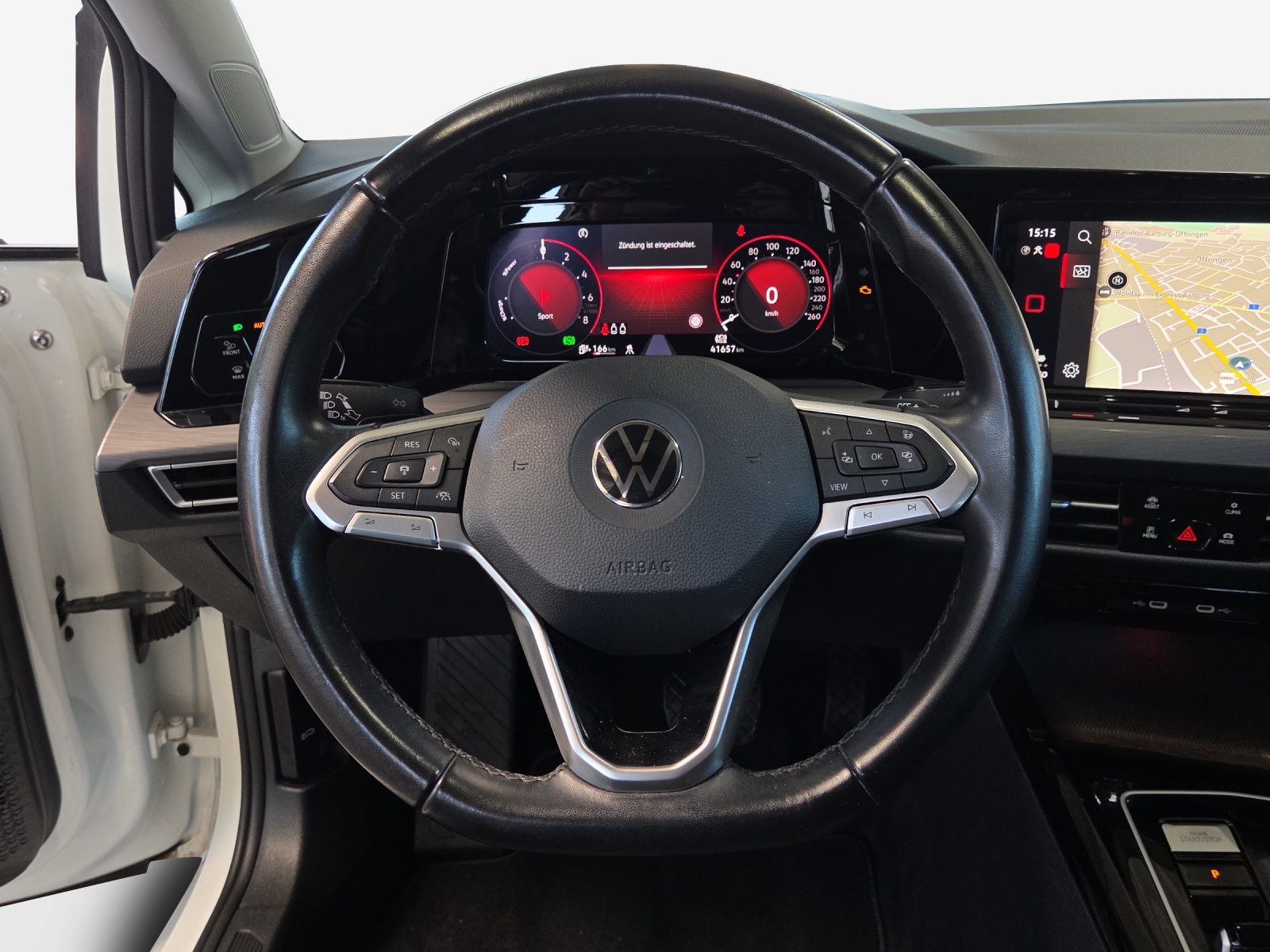 VW Golf 1.4 TSI PHEV Selection-image-9