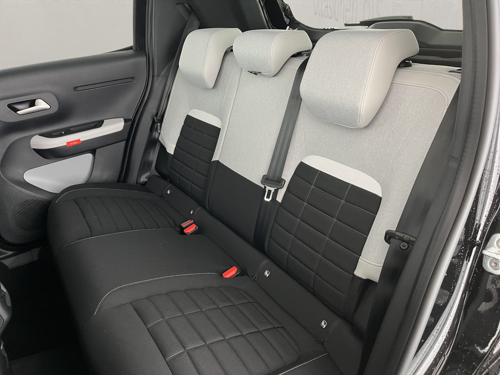 CITROEN C3 1.2 Hybrid Max-image-16