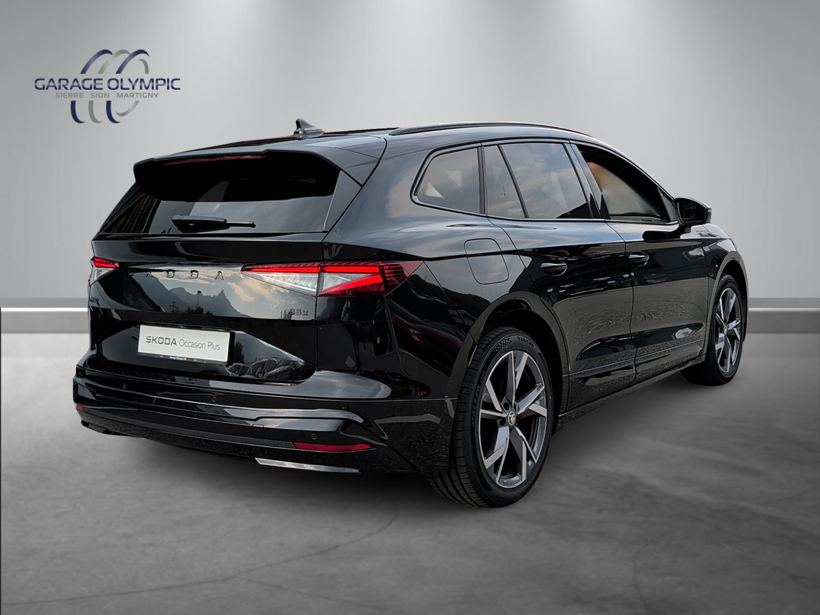 SKODA Enyaq 85x Sportline 4x4-showroom-element-3