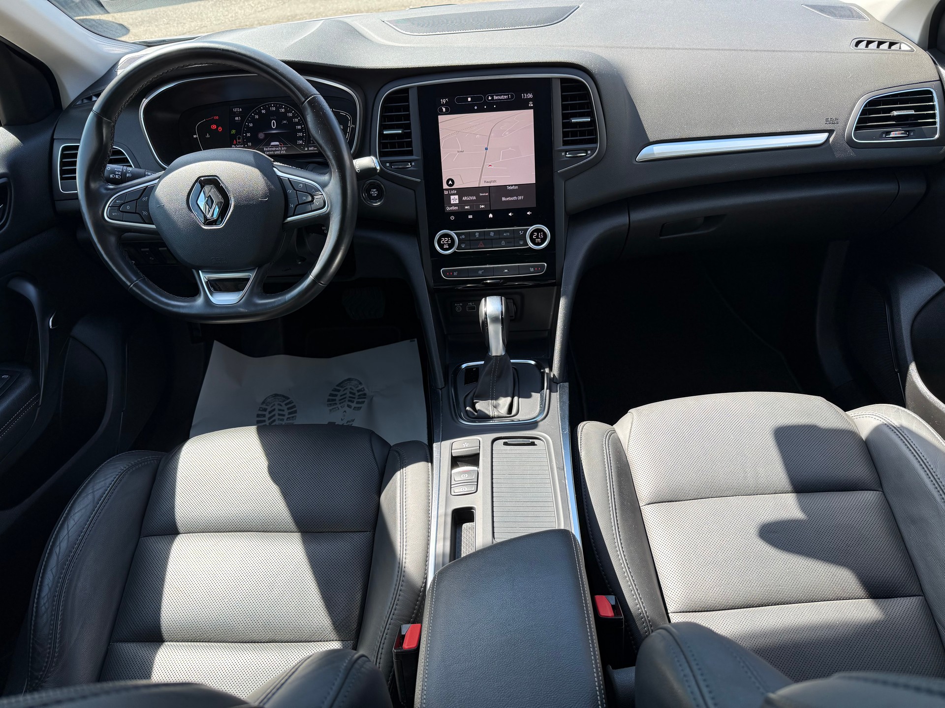 RENAULT Mégane Grandtour 1.3 16V Turbo Techno EDC-image-8