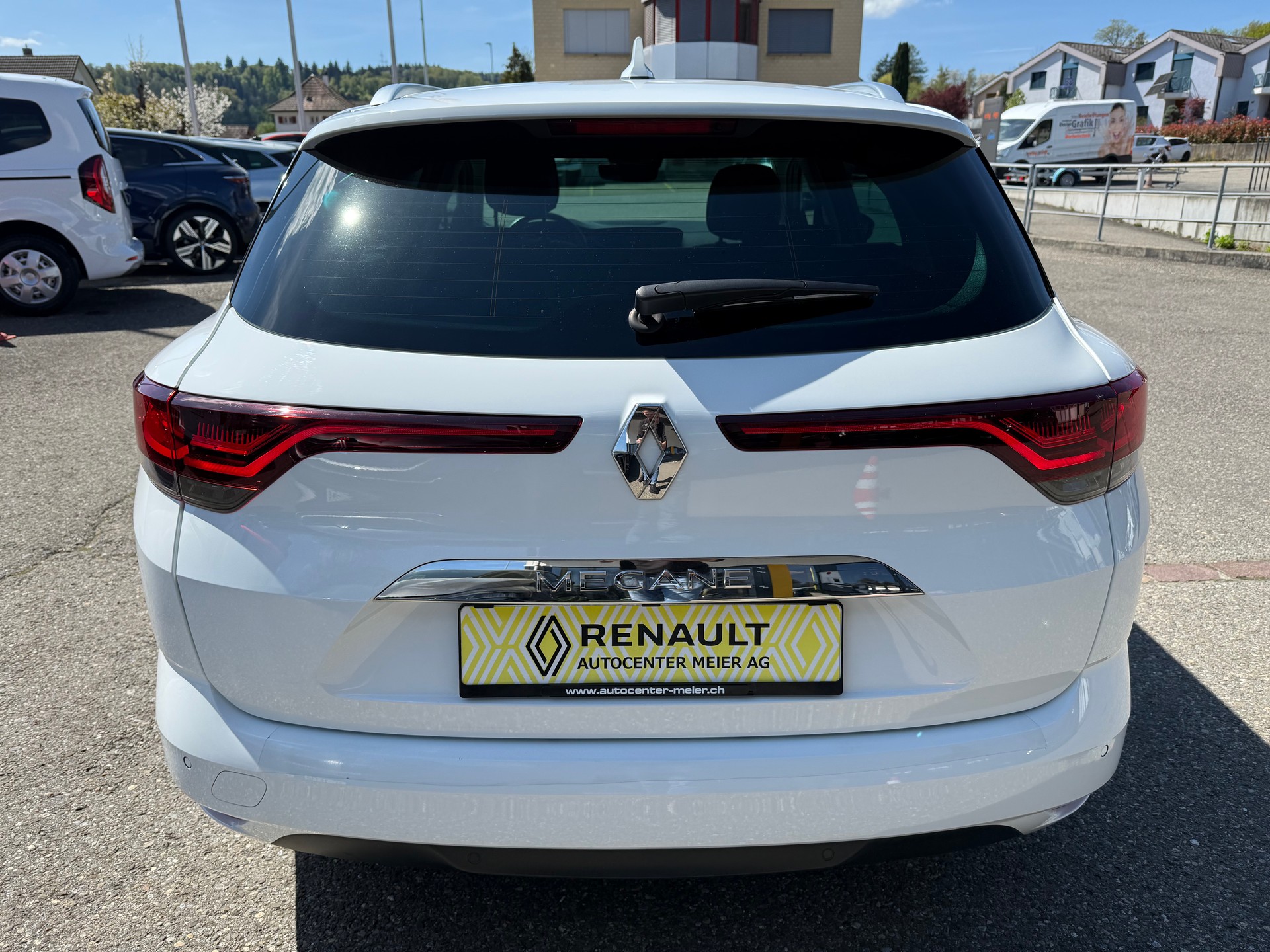 RENAULT Mégane Grandtour 1.3 16V Turbo Techno EDC-image-4
