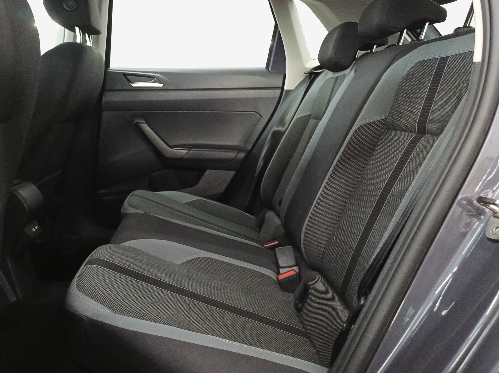 VW Polo 1.0 TSI Style-image-11