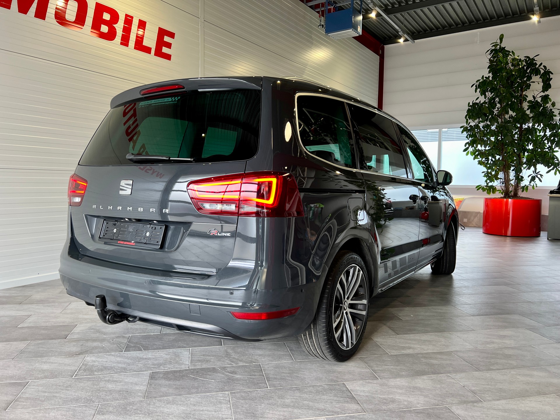 SEAT Alhambra 2.0 TDI FR Line DSG-image-6