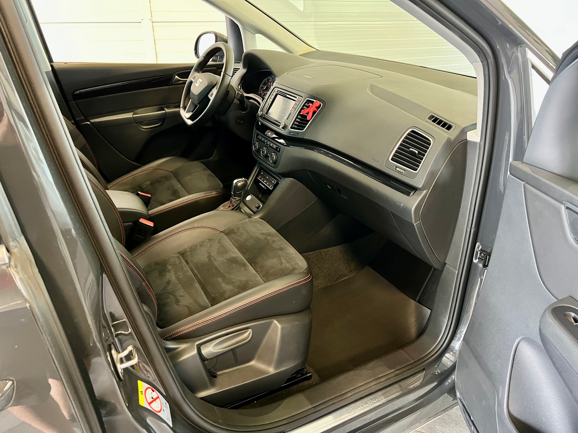 SEAT Alhambra 2.0 TDI FR Line DSG-image-20