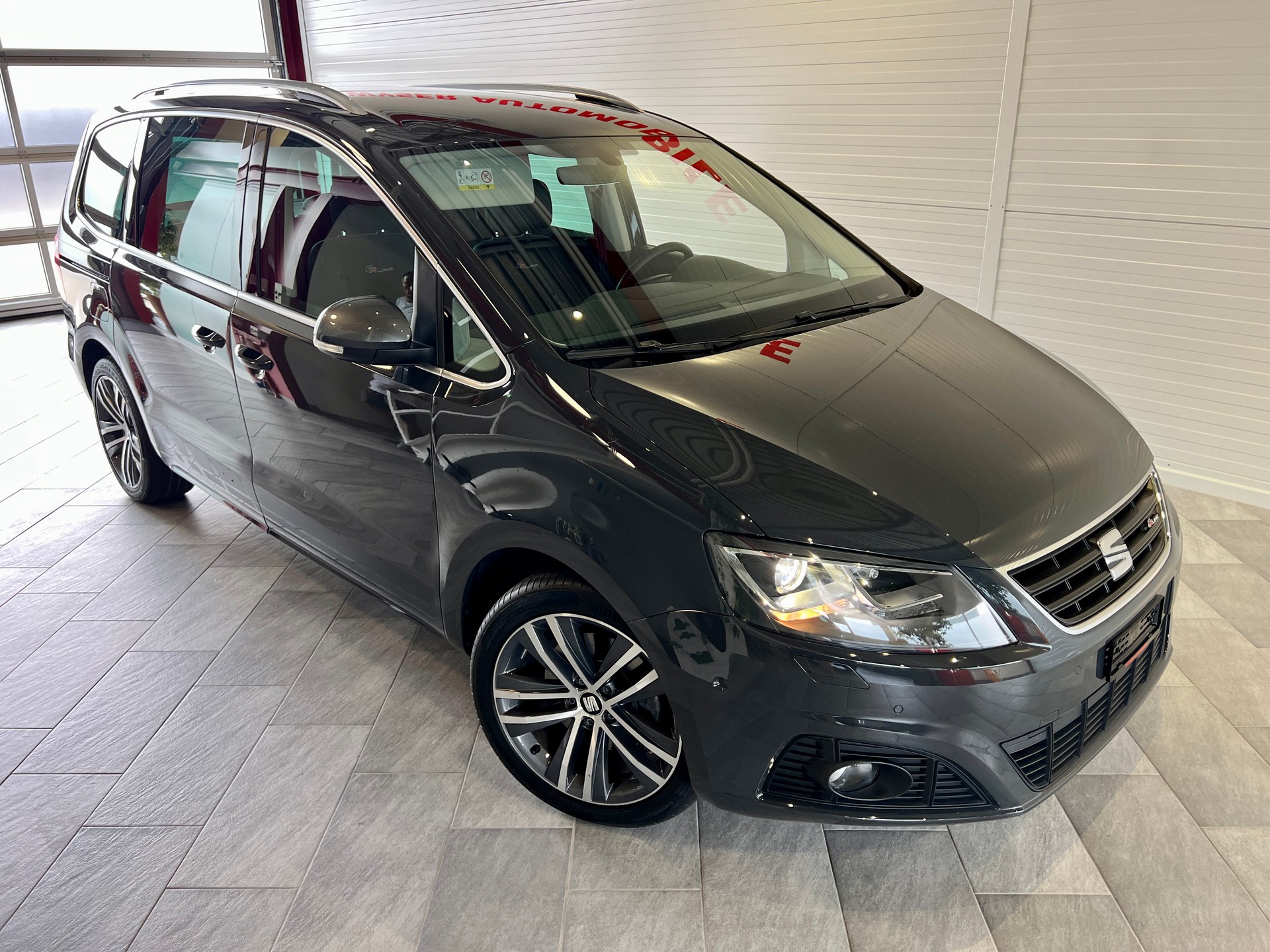 SEAT Alhambra 2.0 TDI FR Line DSG-image-1
