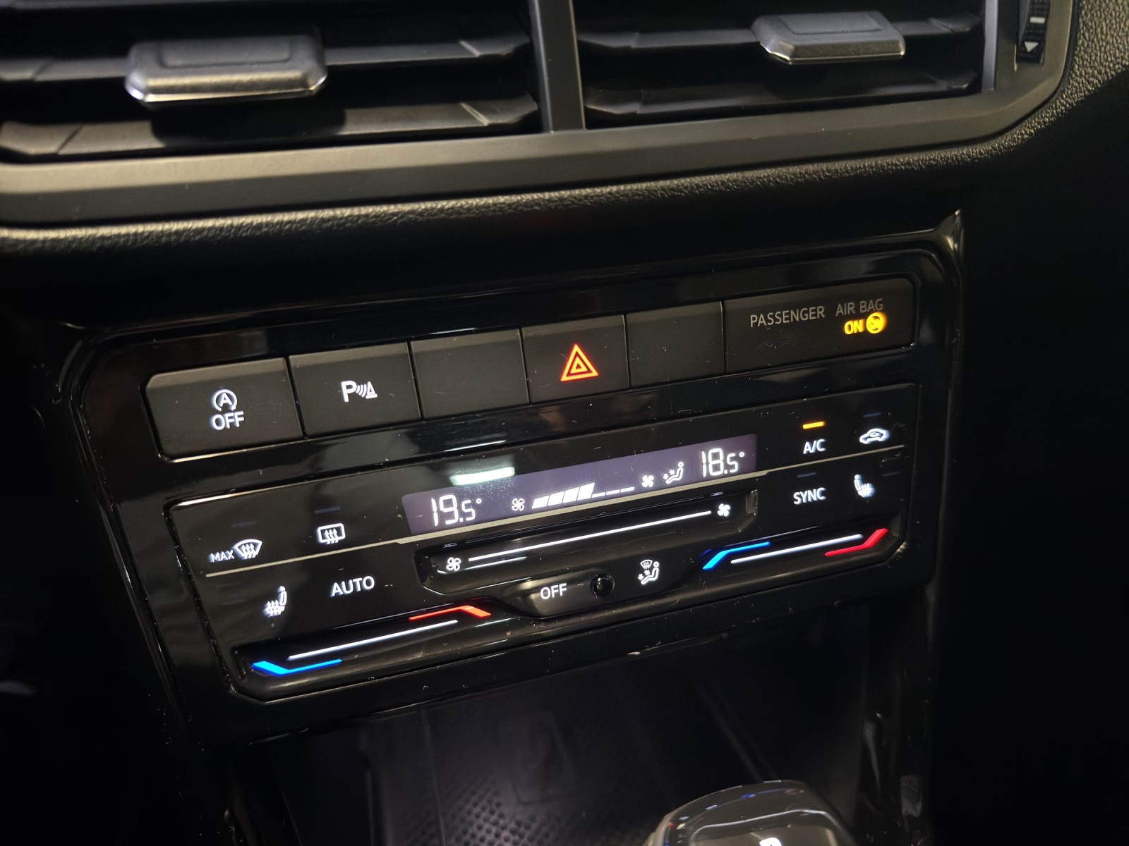 VW T-Cross 1.0 TSI Style DSG-image-15