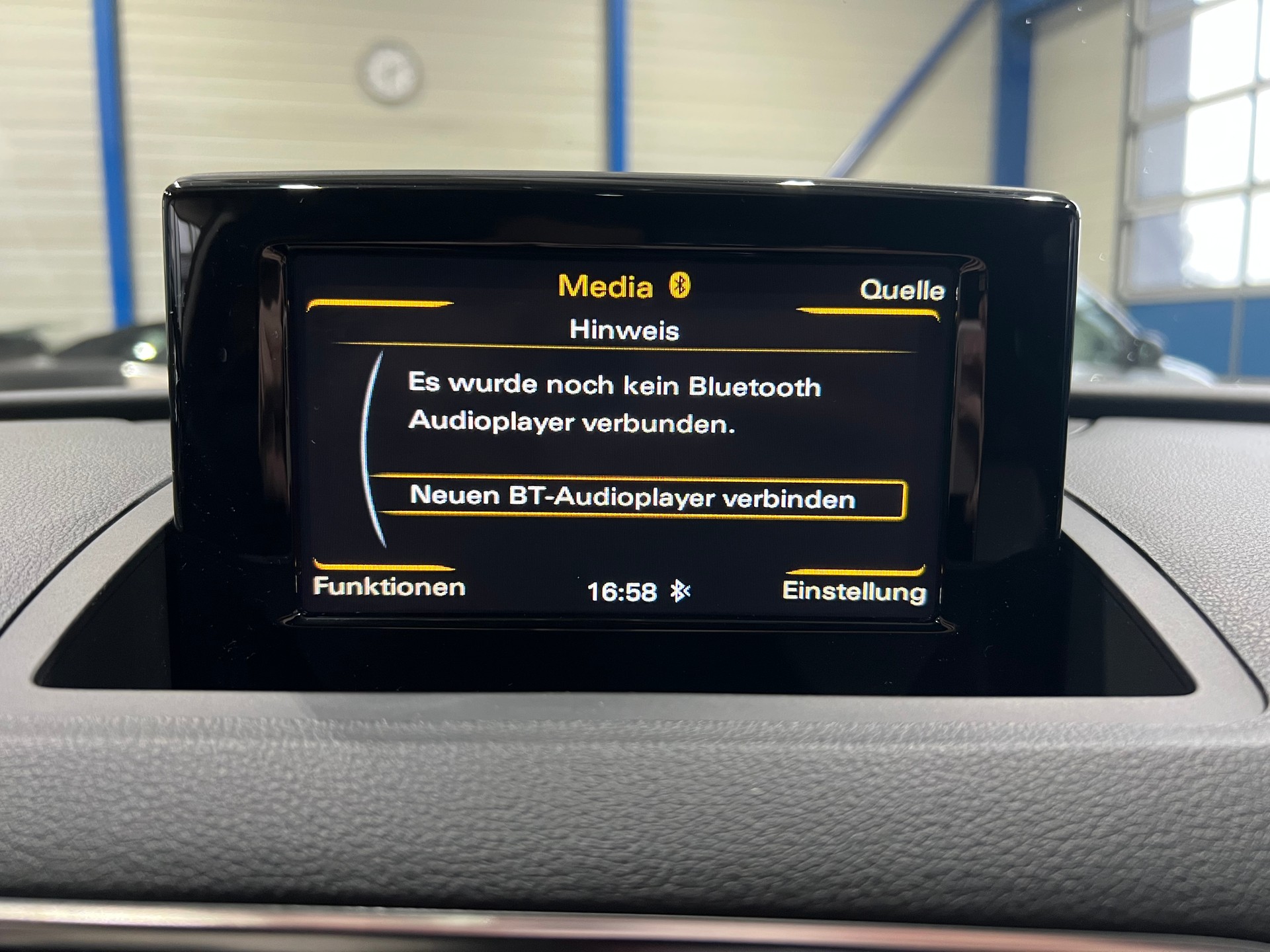 AUDI Q3 2.0 TDI qu**Panodach,Tempomat,Facelift,Frisch ab MFK**-image-11