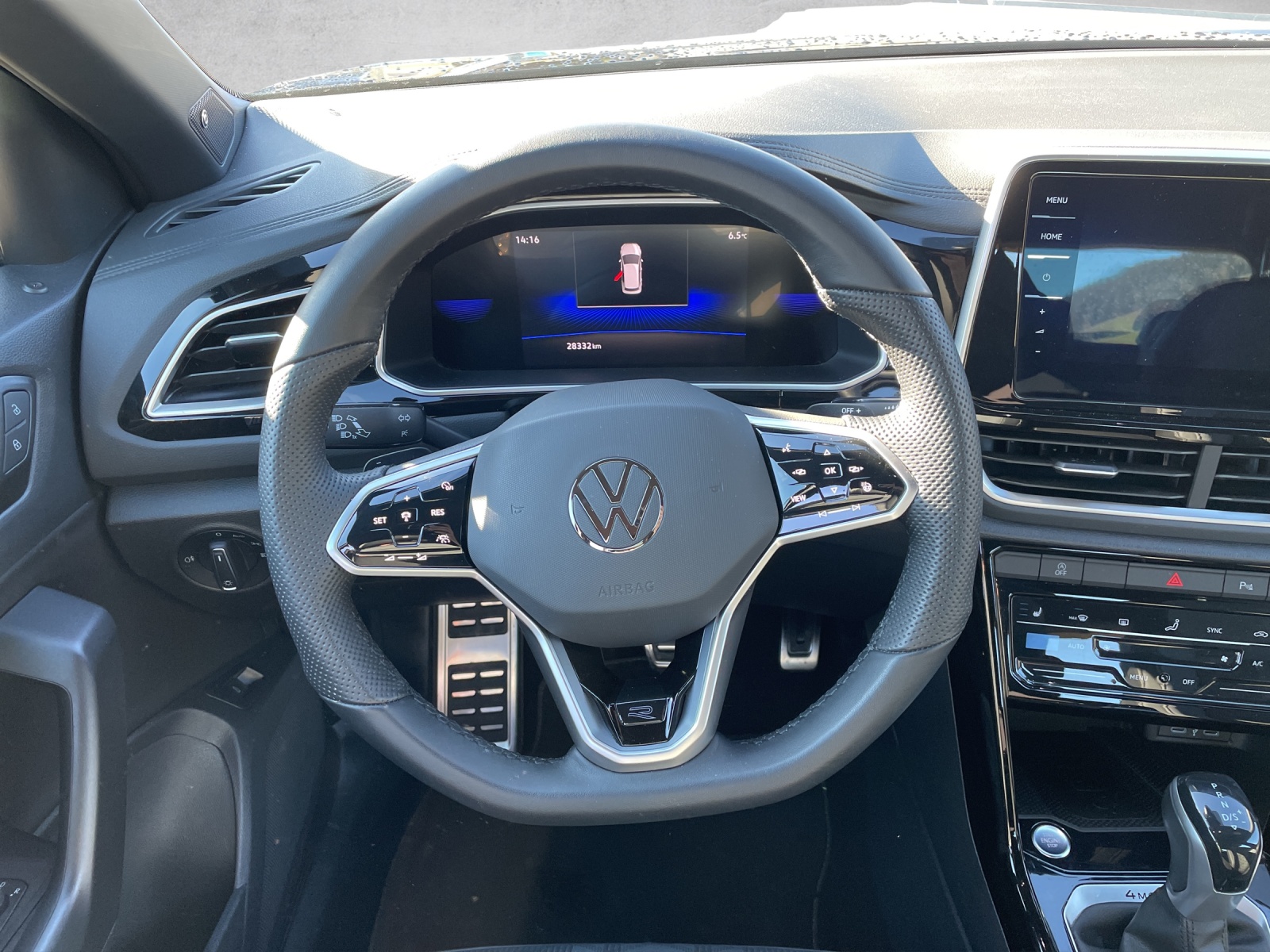 VW T-Roc 2.0 TSI R-Line DSG 4Motion-image-7