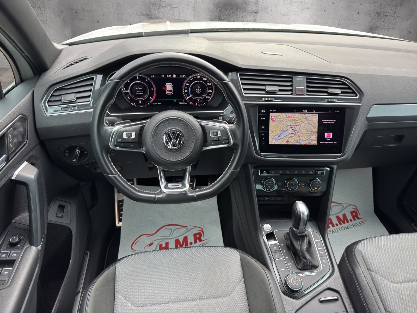 VW Tiguan 2.0 TDI R-Line 4Motion DSG-image-11