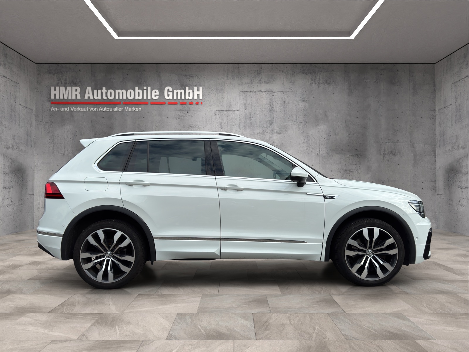 VW Tiguan 2.0 TDI R-Line 4Motion DSG-image-6