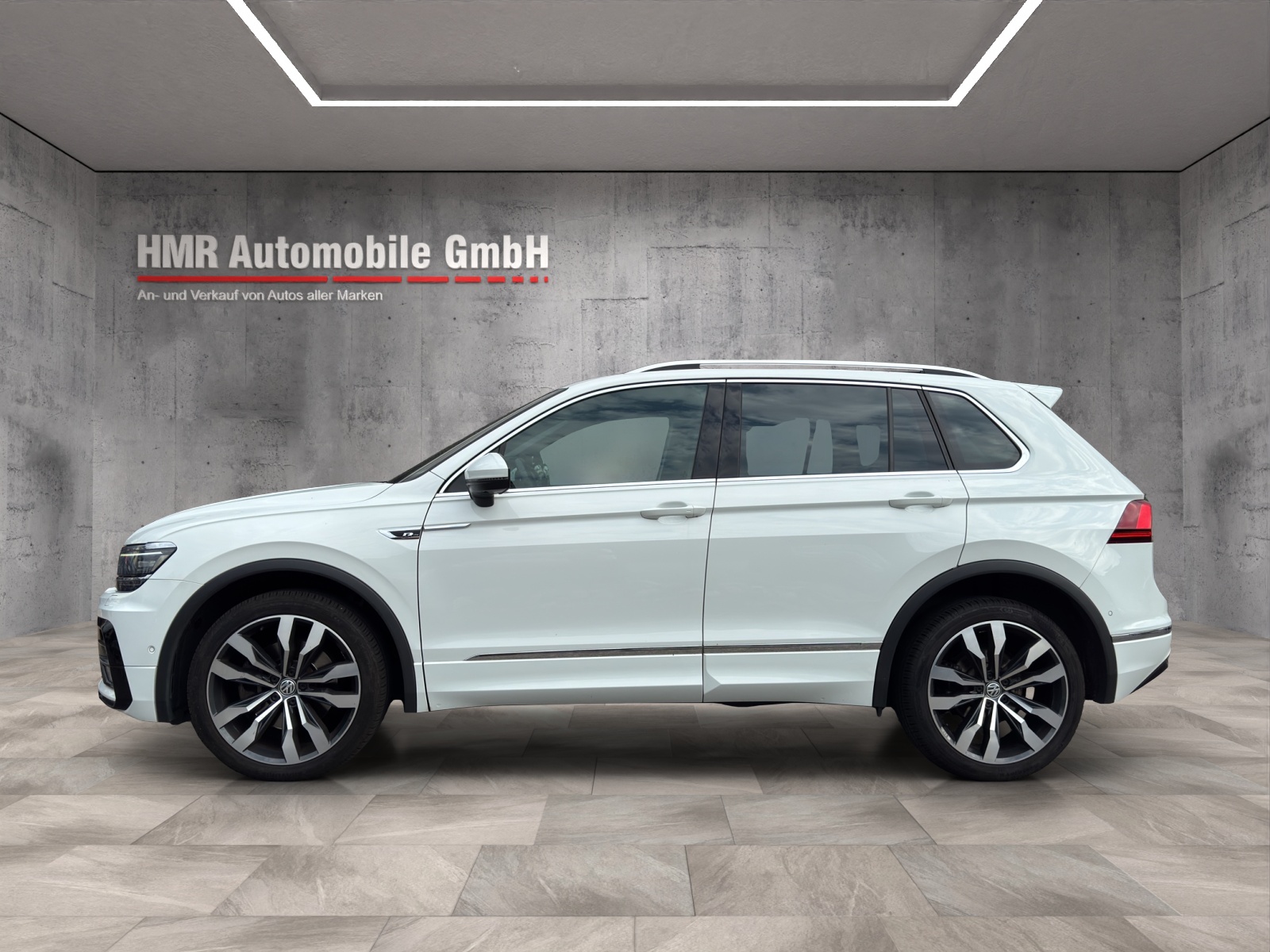 VW Tiguan 2.0 TDI R-Line 4Motion DSG-image-7