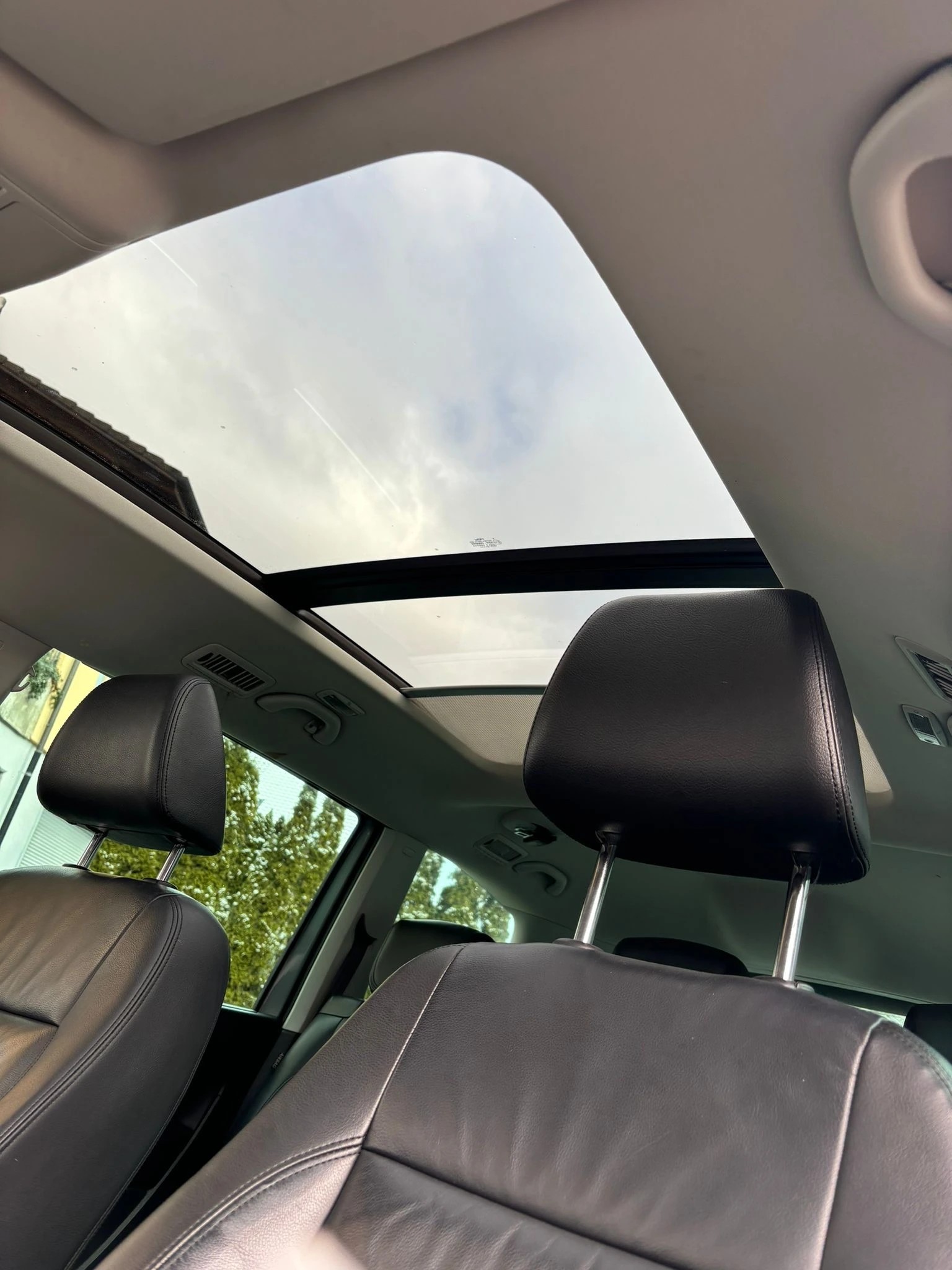 VW Sharan 2.0 TDI BlueMotion Technology Highline DSG-image-10