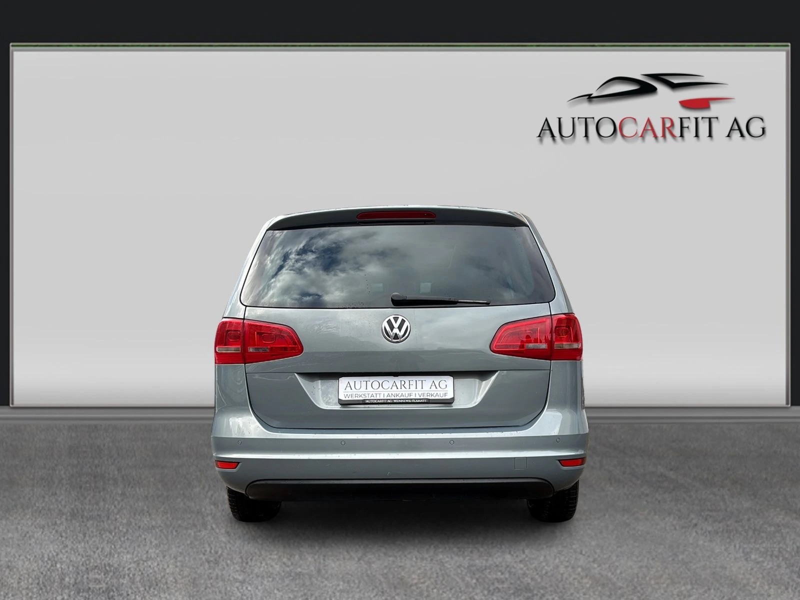 VW Sharan 2.0 TDI BlueMotion Technology Highline DSG-image-4