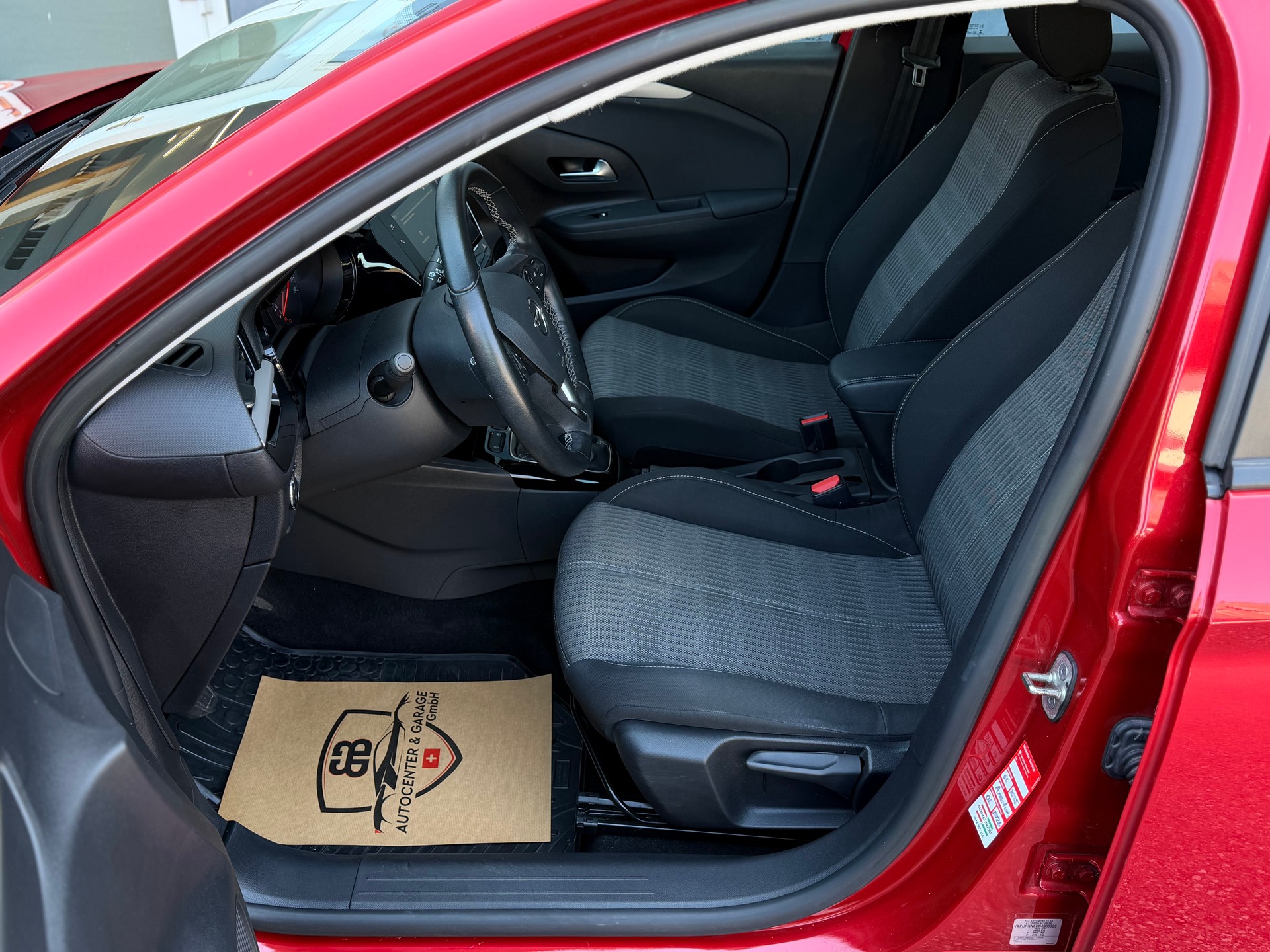 OPEL Corsa 1.2 TP Edition-image-9
