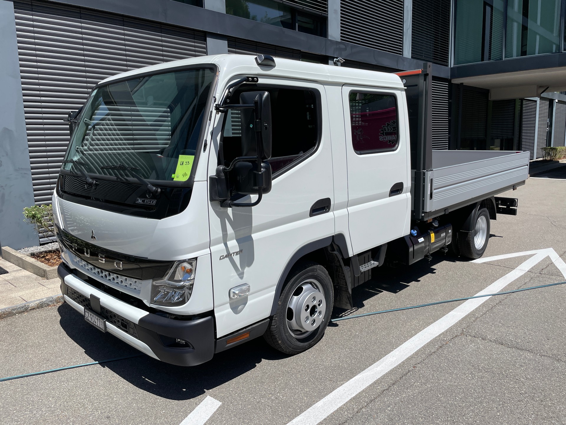MITSUBISHI FUSO 3C15D Pritsche Doppelkabine