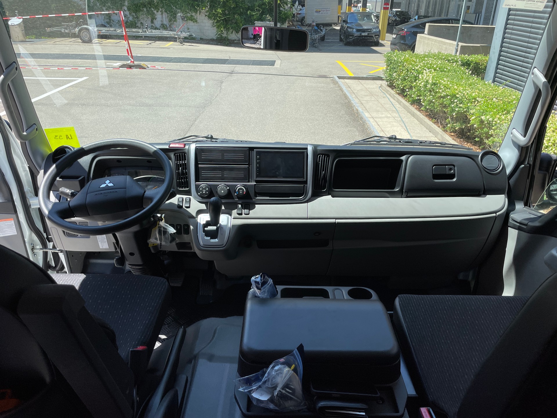 MITSUBISHI FUSO 3C15D Pritsche Doppelkabine-image-16