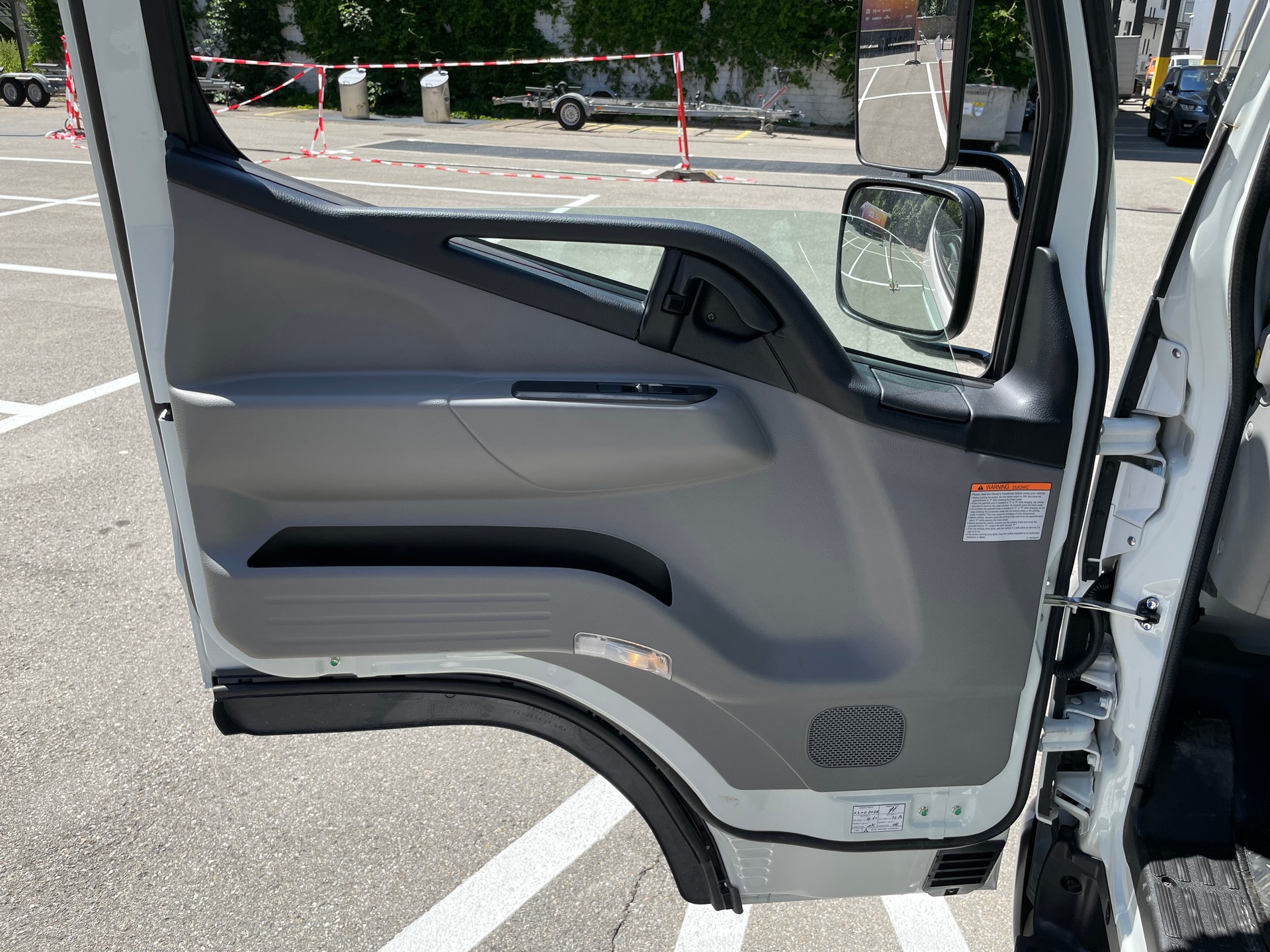 MITSUBISHI FUSO 3C15D Pritsche Doppelkabine-image-10
