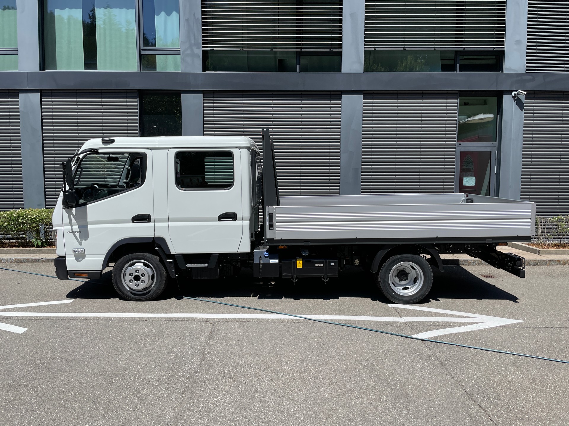 MITSUBISHI FUSO 3C15D Pritsche Doppelkabine-showroom-element-1
